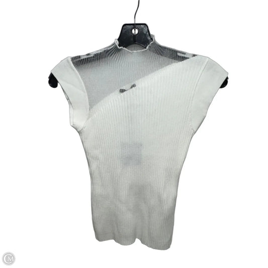 Top Sleeveless By Milano In White, Size: S