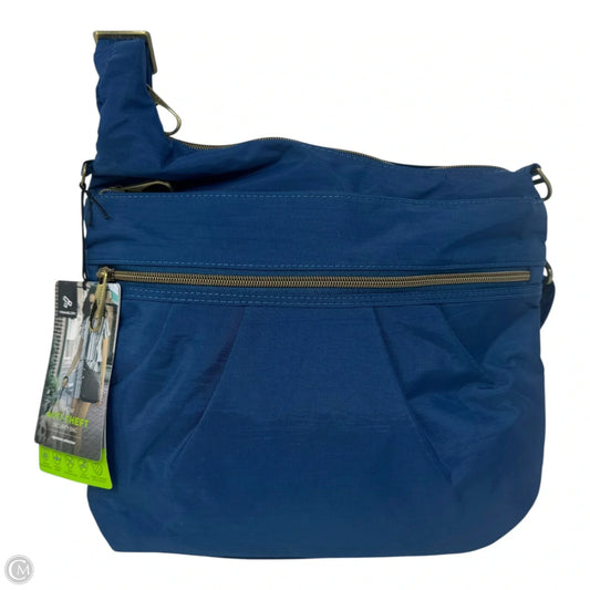 Anti Theft Crossbody By Travelon, Size: Medium