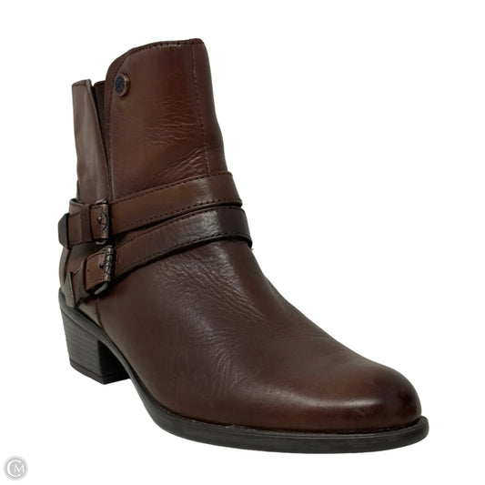 Antwerpen Double Buckle Ankle Boots By Bussola In Brown, Size: 9 (39)