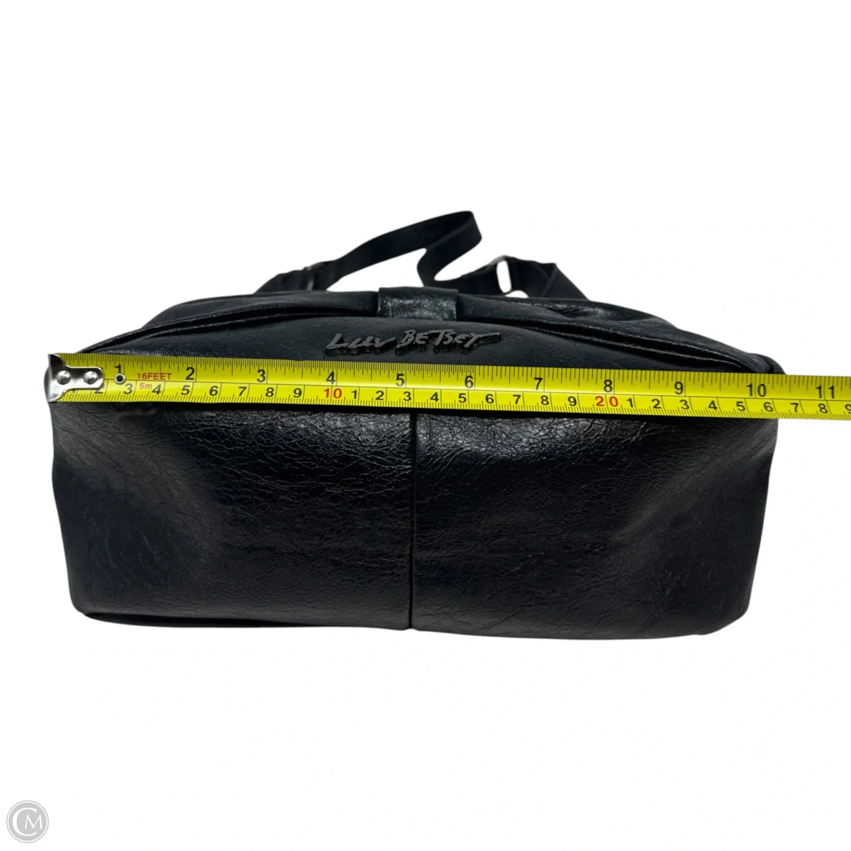 Bow Shoulder Handbag By Betsey Johnson, Size: Medium