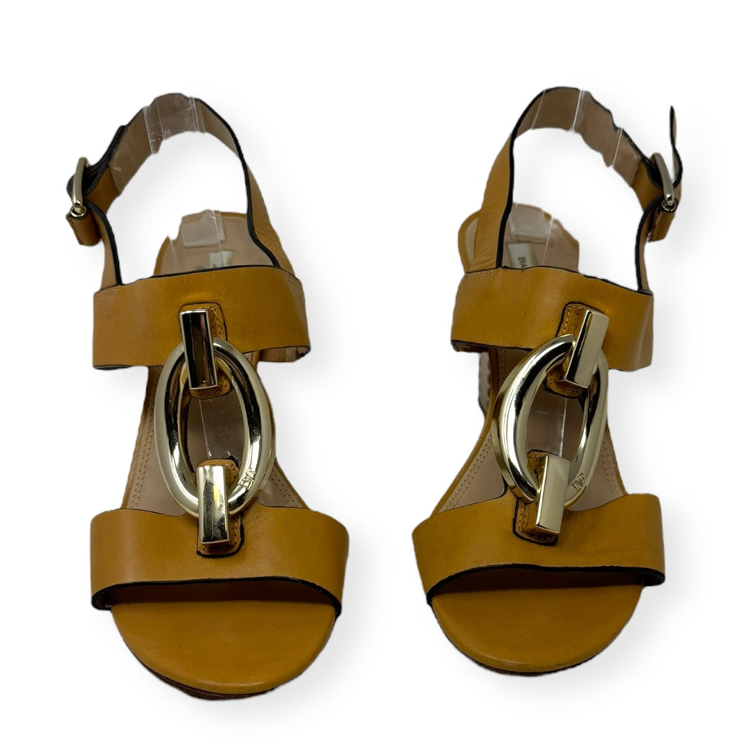 Tan Sandals Heels Block Diane Von Furstenberg, Size 7.5