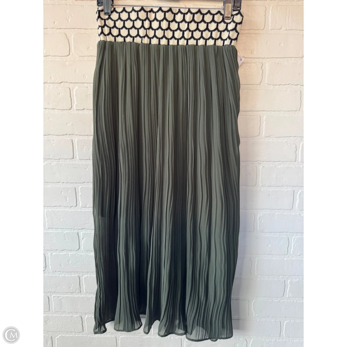 Skirt Midi By Clothes Mentor In Green, Size: M