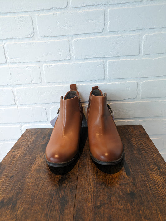 Brown Boots Ankle Heels Earth, Size 6.5