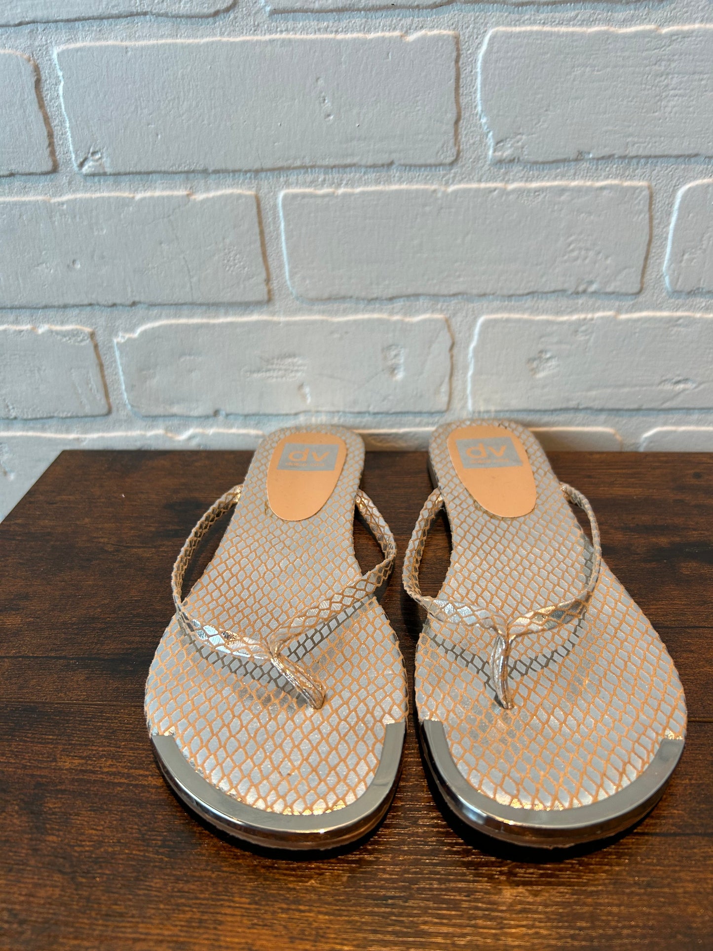 Bronze Sandals Flip Flops Dolce Vita, Size 9