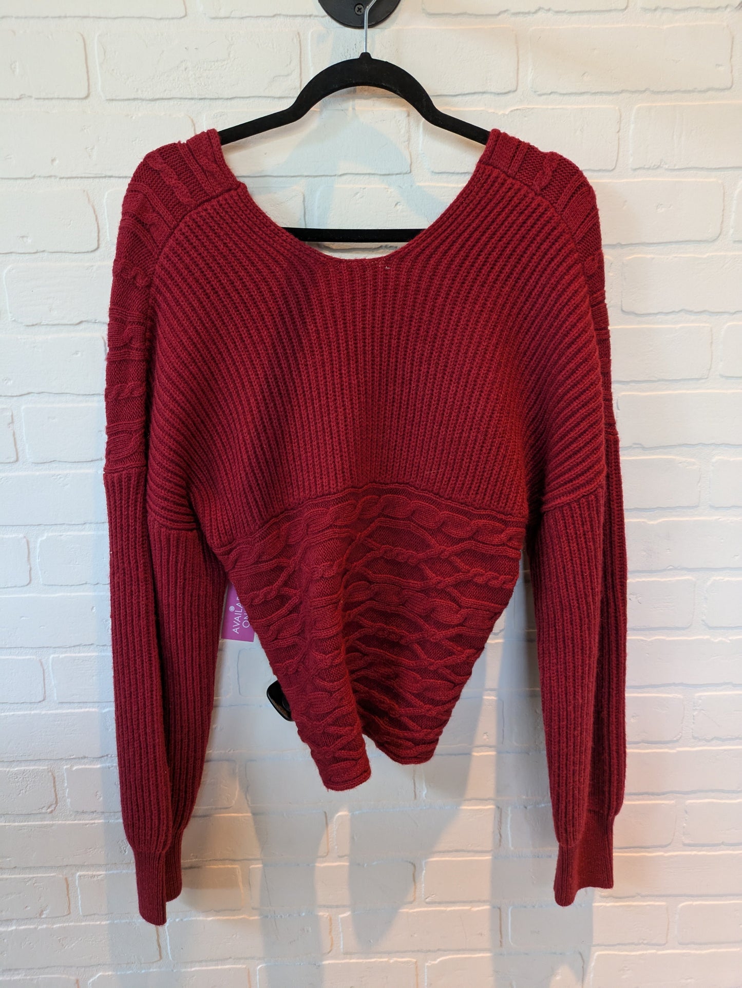 Red Sweater Clothes Mentor, Size S