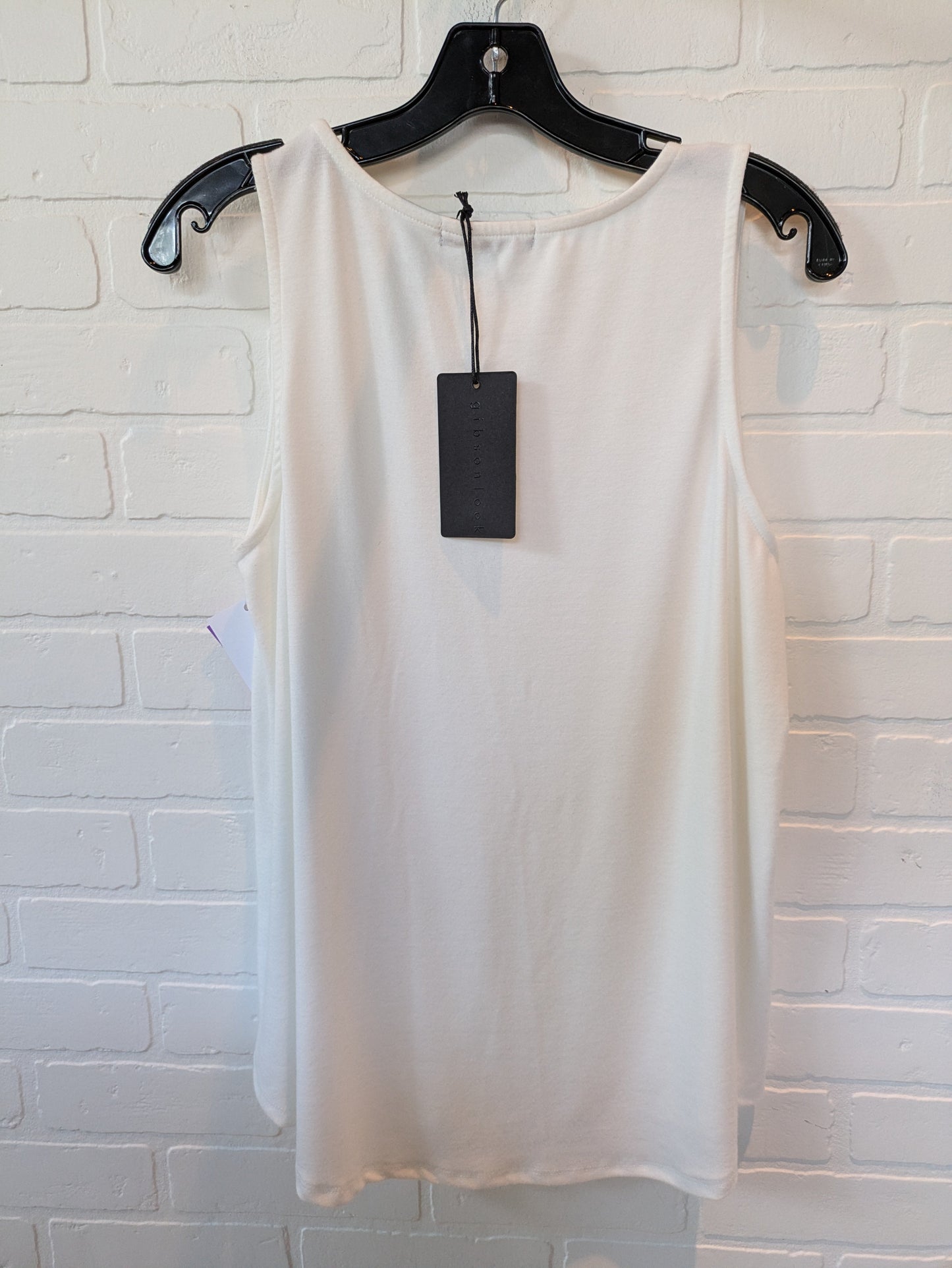 White Top Sleeveless Basic Clothes Mentor, Size M