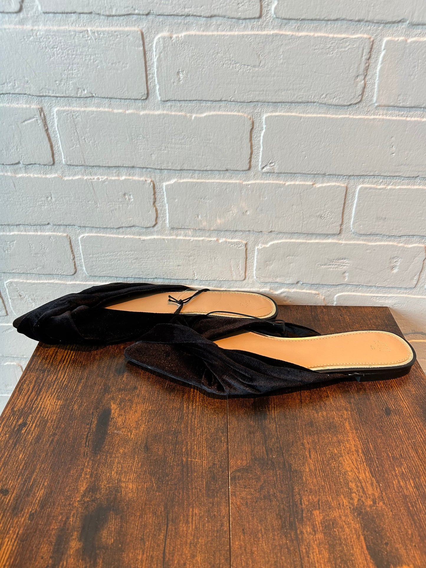 Black Shoes Flats H&m, Size 10