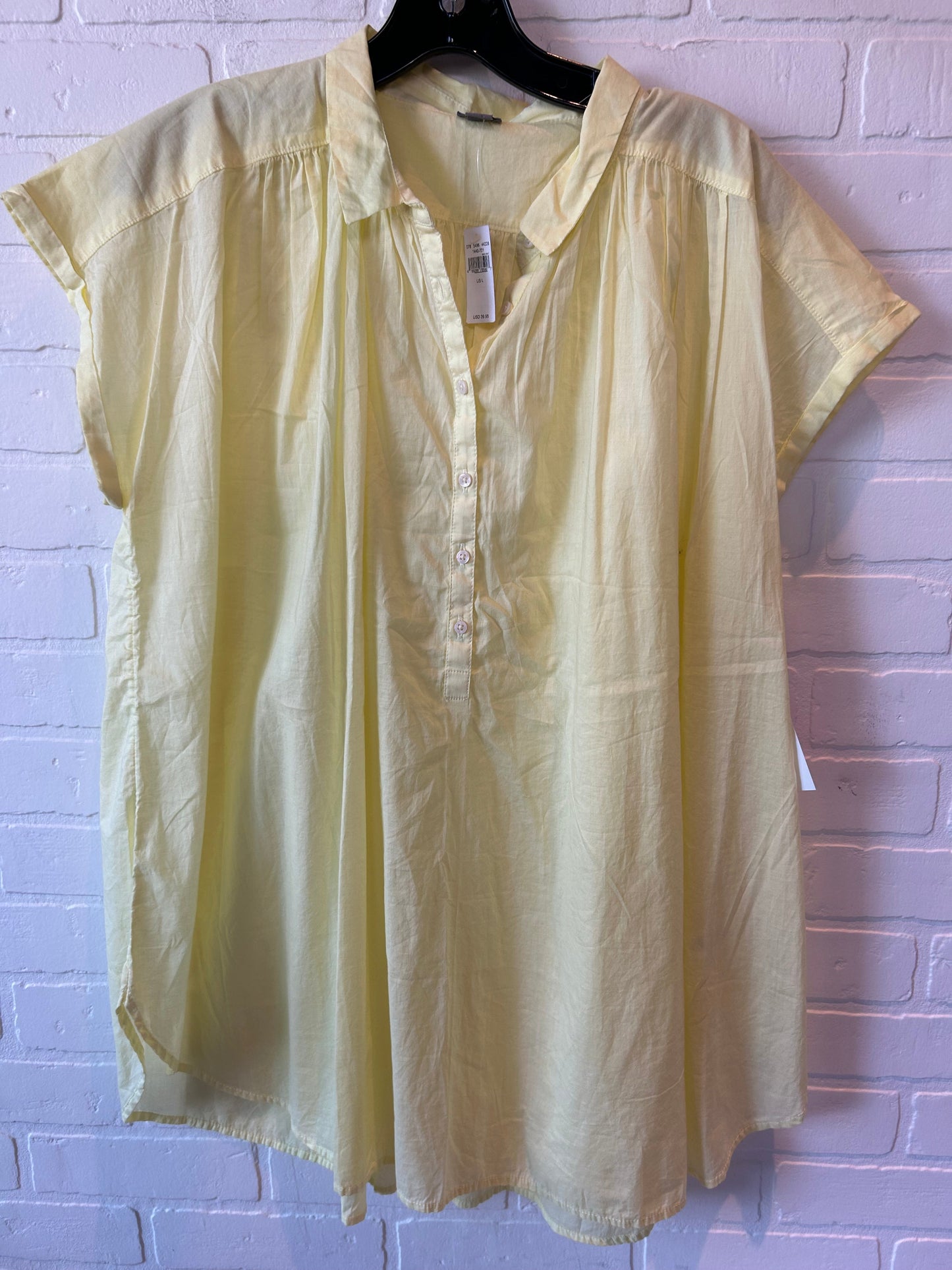 Yellow Top Short Sleeve Aerie, Size L