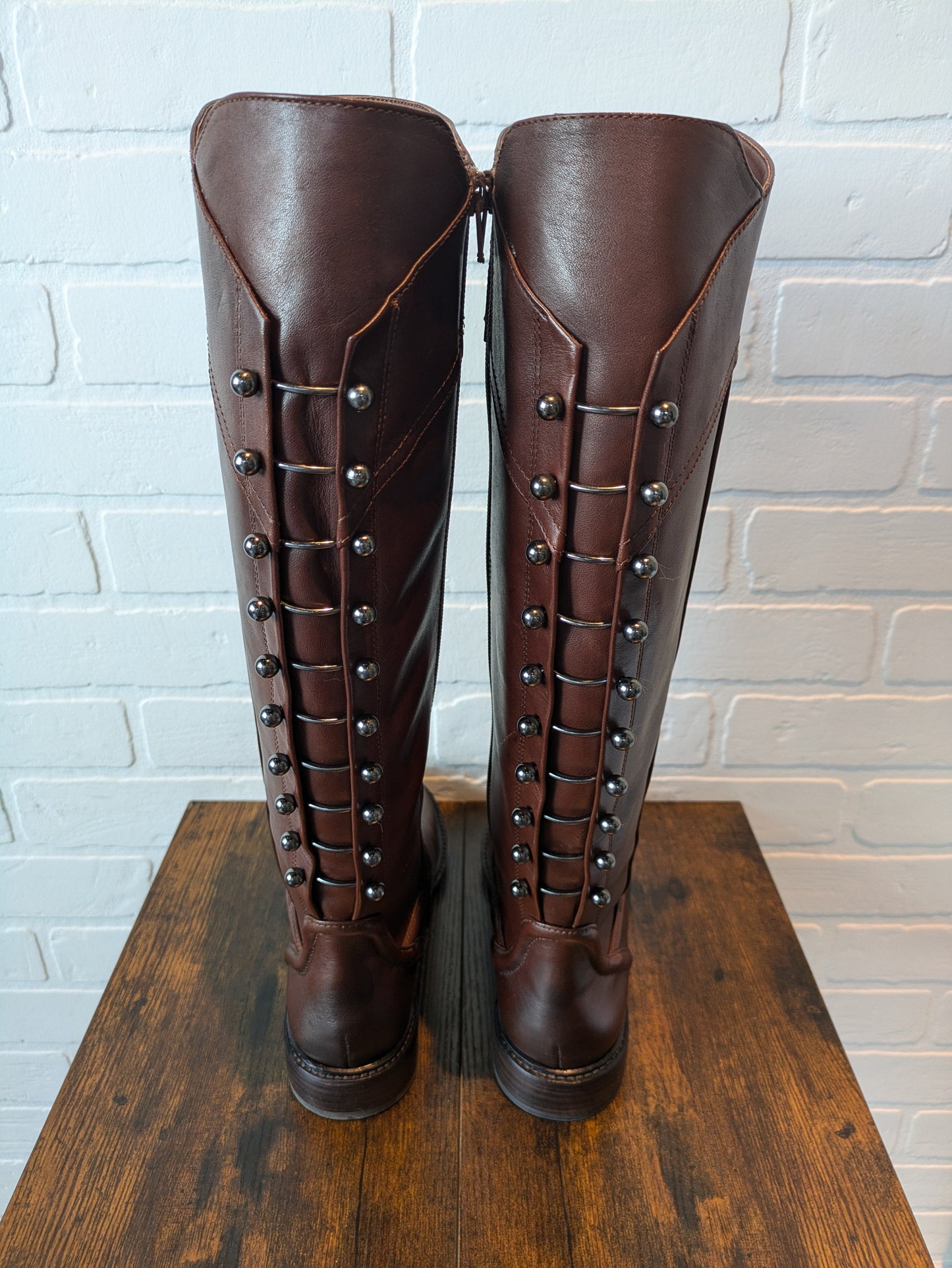 Brown Boots Knee Flats Giani Bernini, Size 6.5