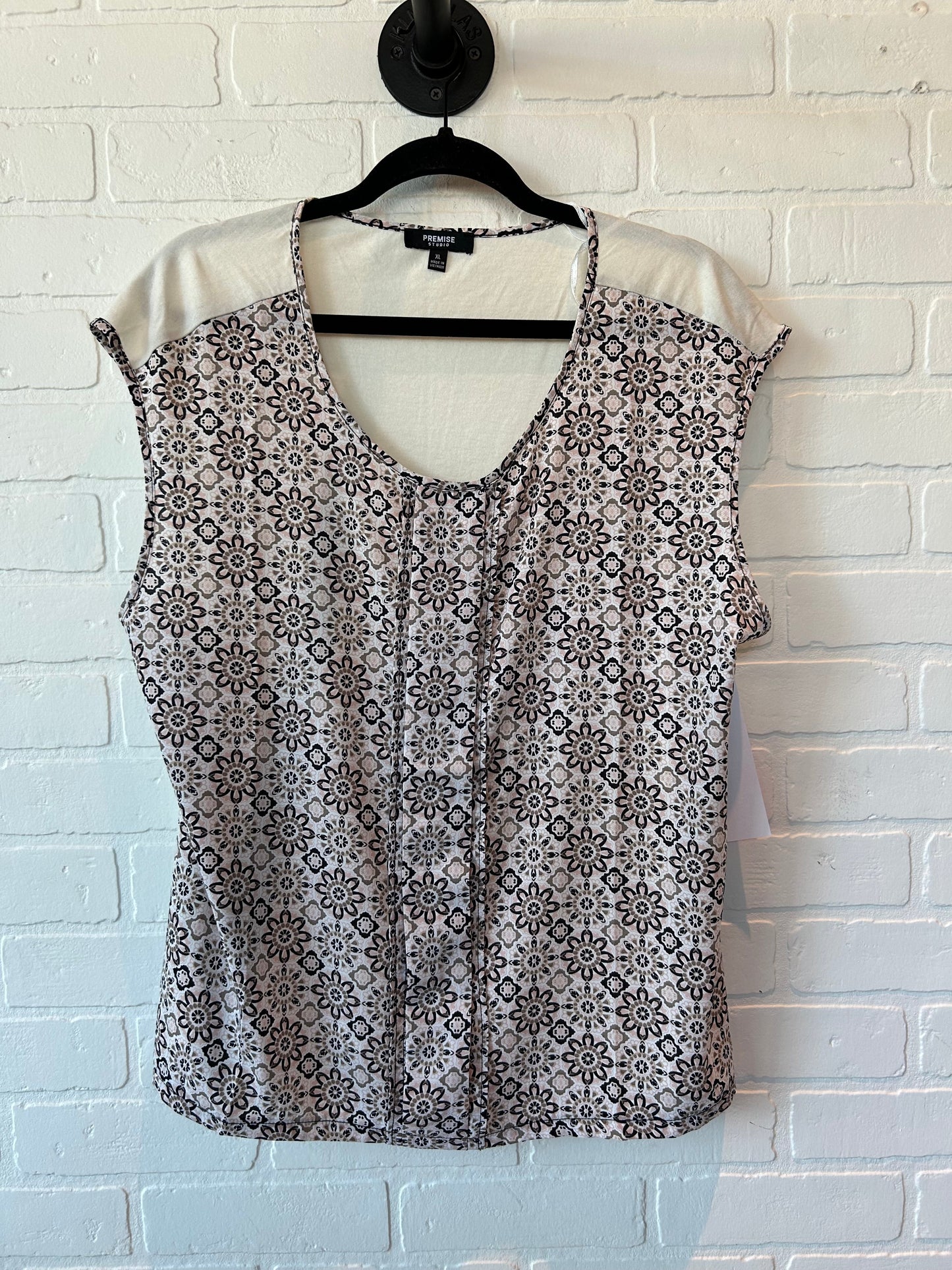 Black & Cream Top Sleeveless Premise Studio, Size Xl