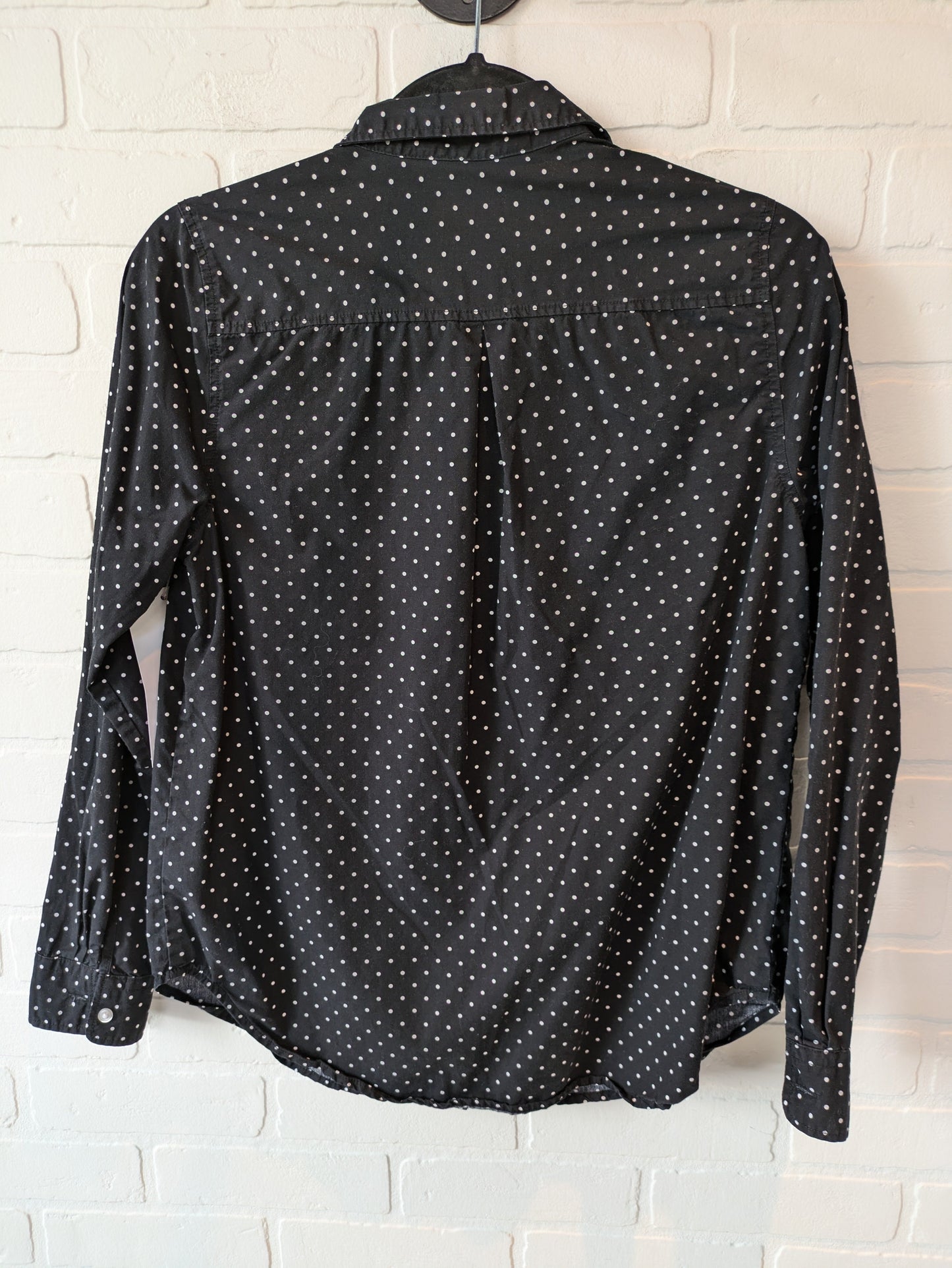 Top Long Sleeve By Old Navy In Black & White, Size: S