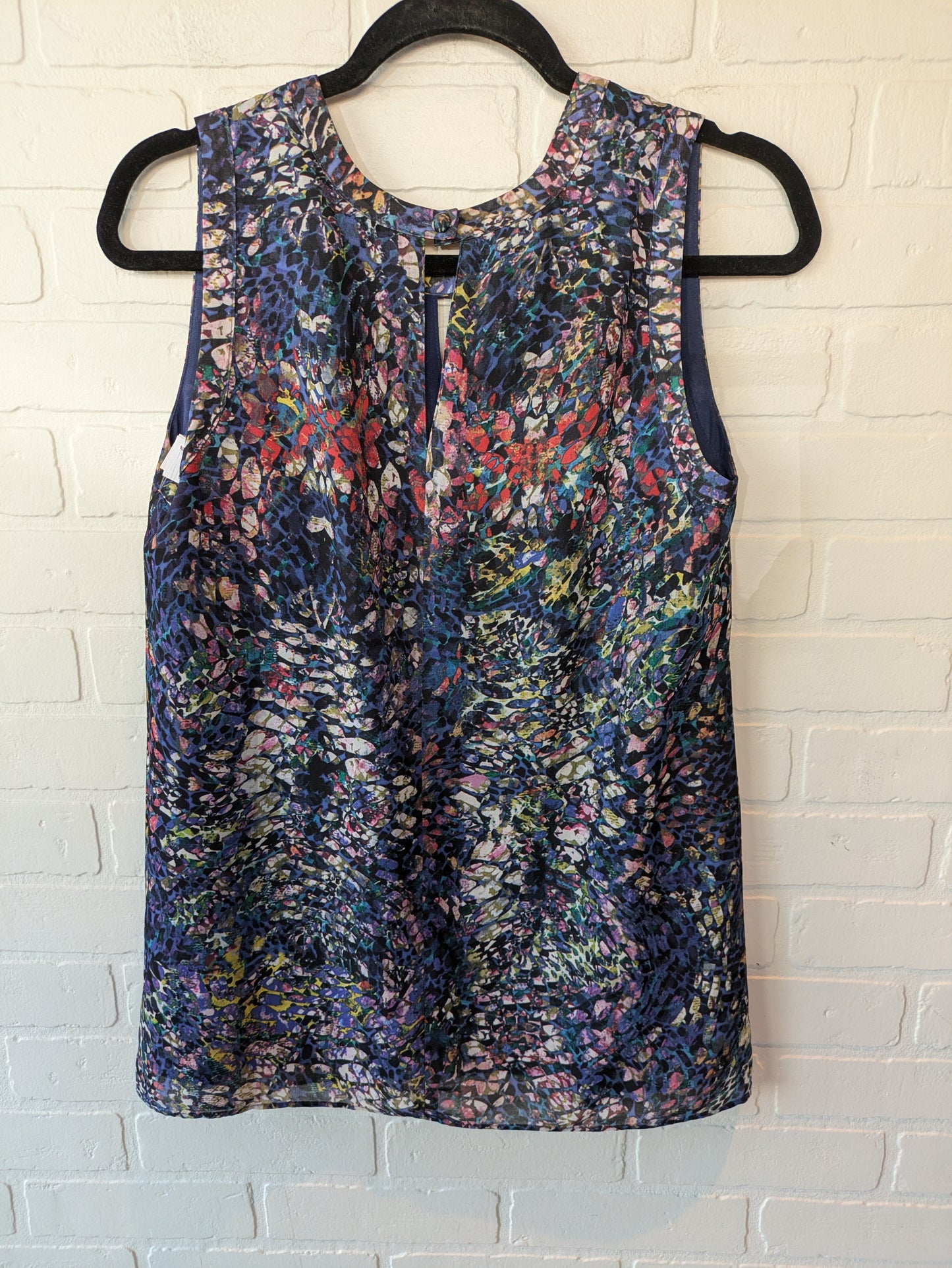 Top Sleeveless By Cabi In Multi-colored, Size: S