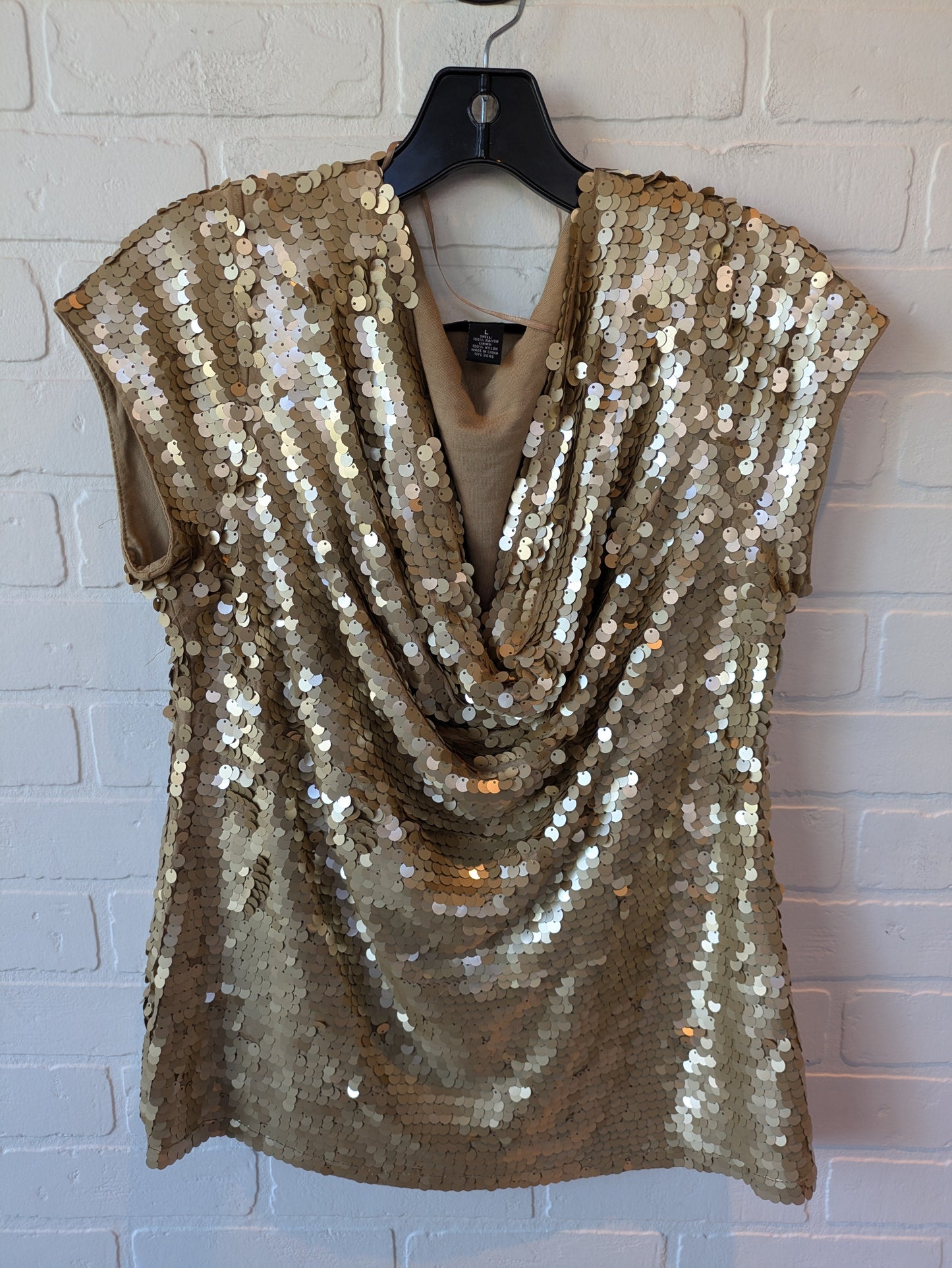 Top Sleeveless By Inc In Gold, Size: L