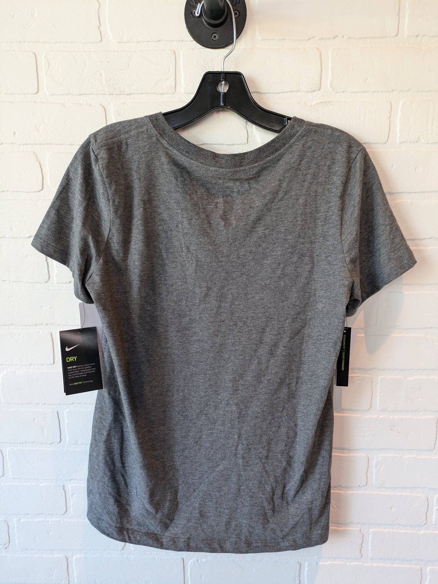 Athletic Top Short Sleeve By Nike In Grey & White, Size: S