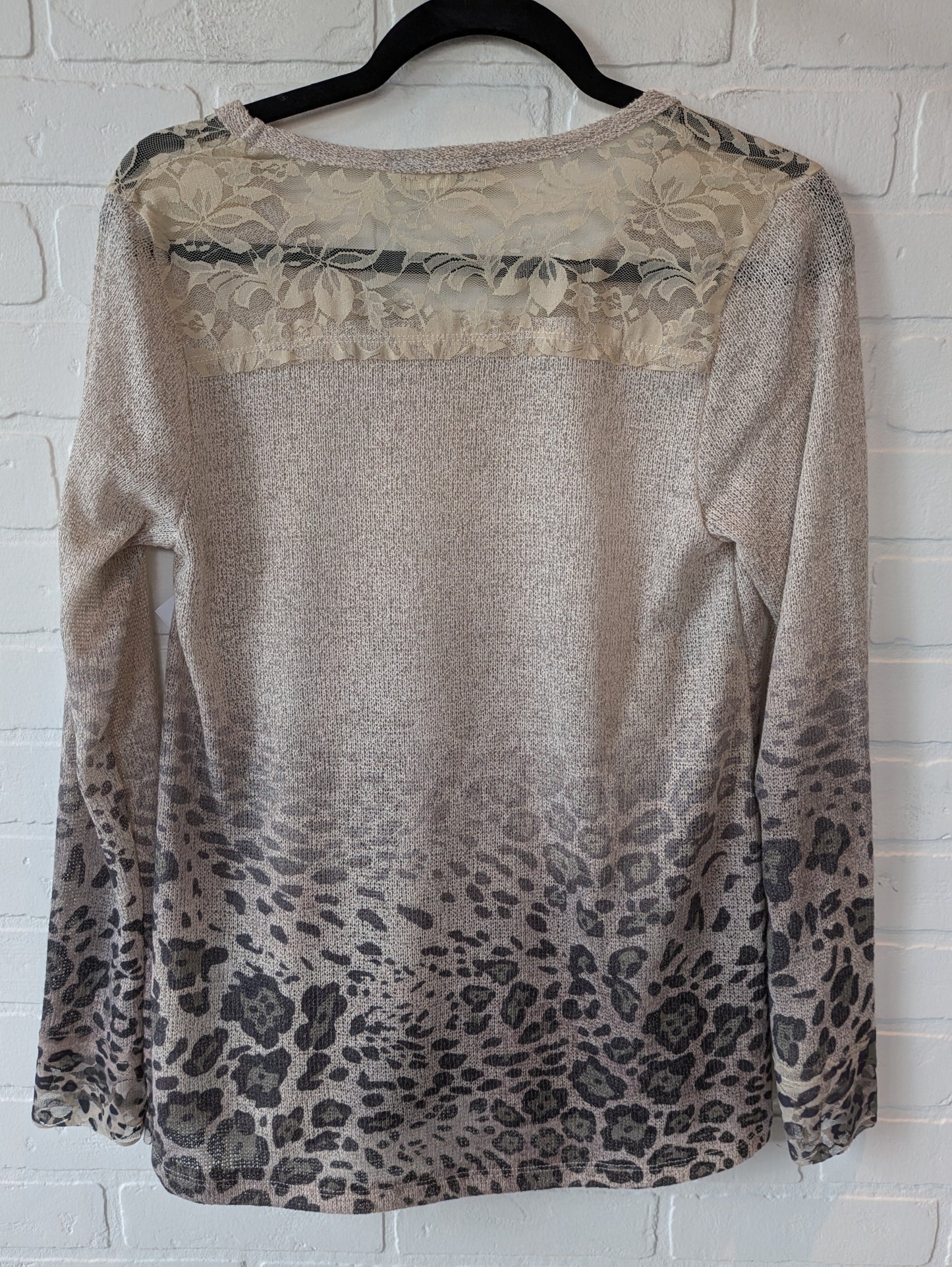 Top Long Sleeve By Vocal In Tan, Size: S