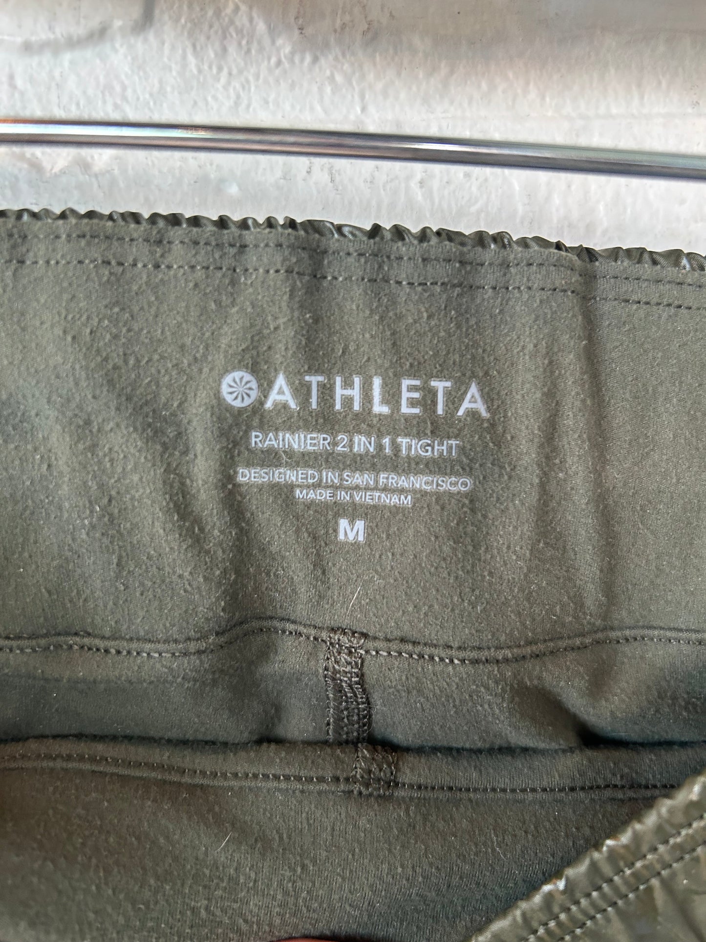 Athletic Leggings By Athleta In Green, Size: 10