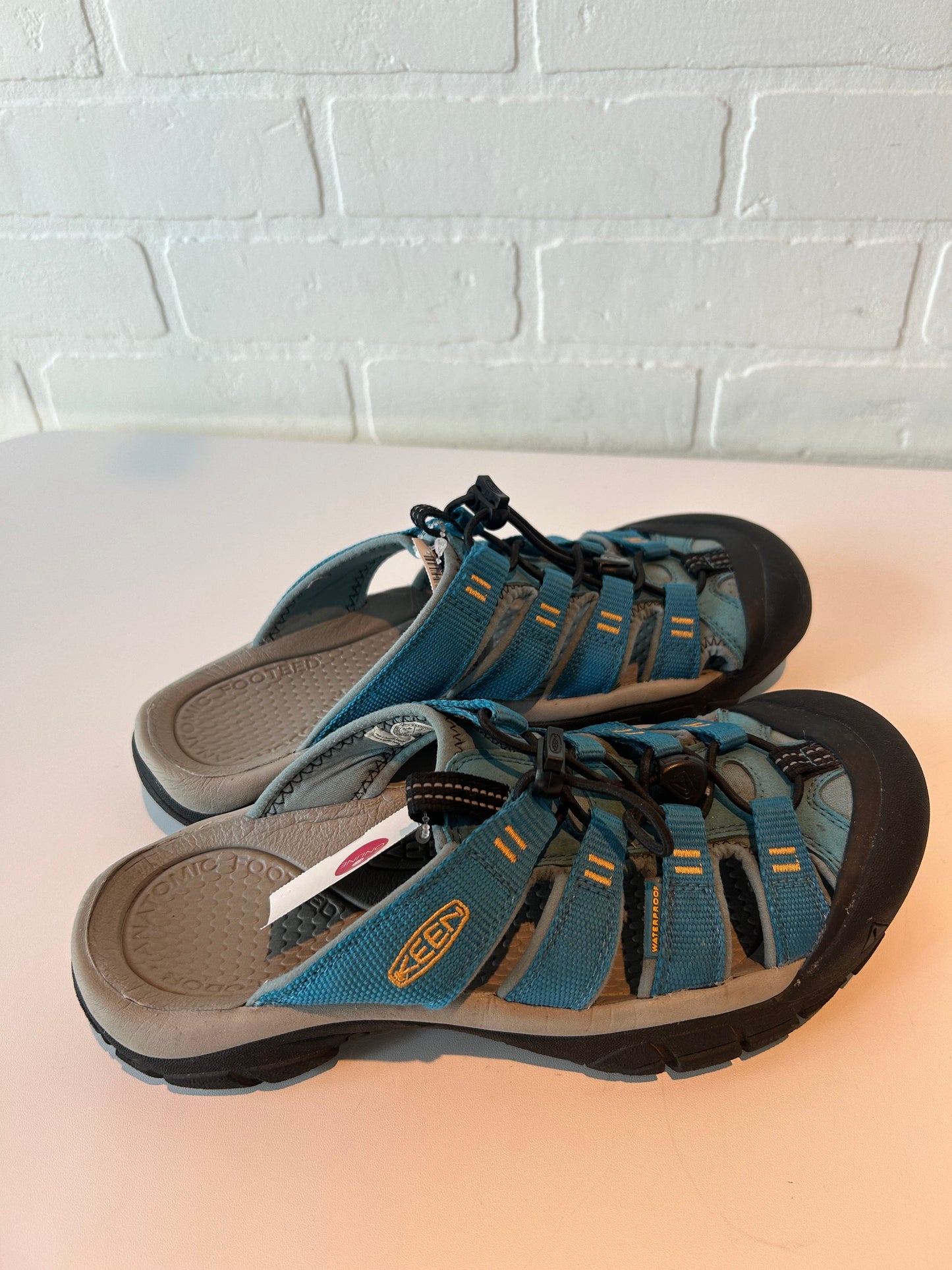 Shoes Flats By Keen In Blue, Size: 8.5