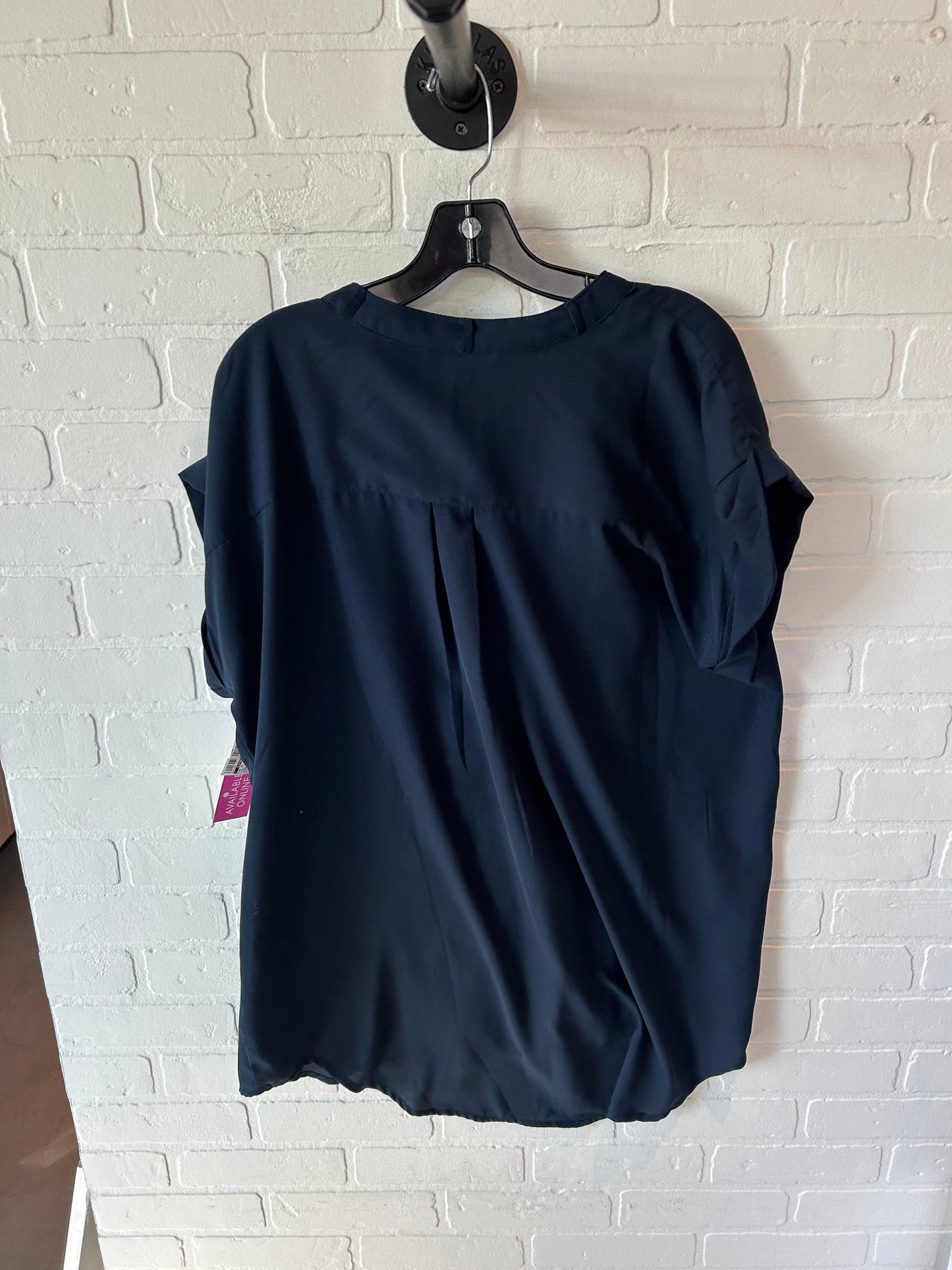 Top Short Sleeve By Clothes Mentor In Navy, Size: 1x