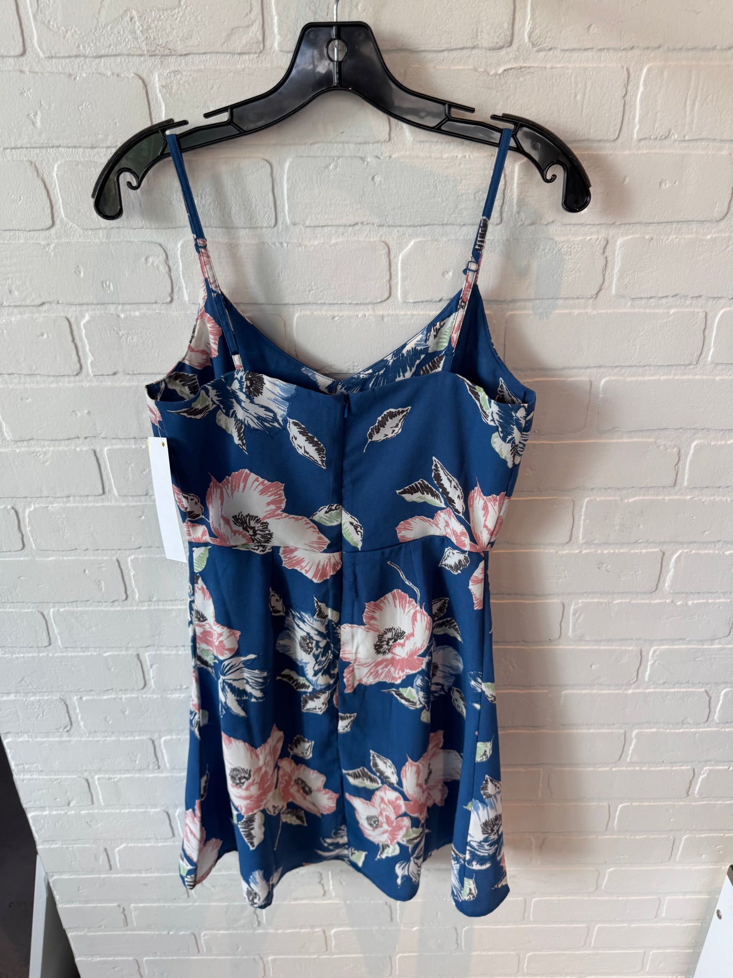 Dress Casual Short By French Connection In Blue & White, Size: S