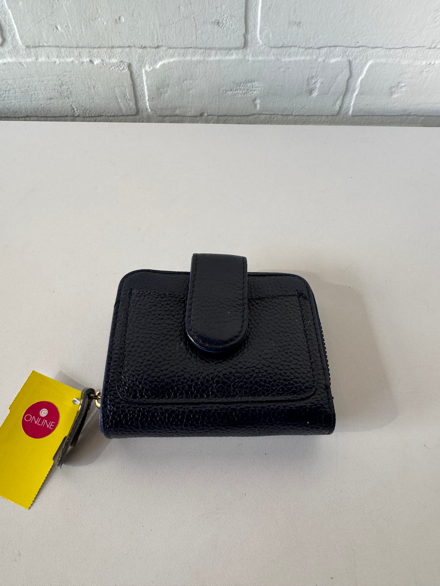 Wallet By Clothes Mentor, Size: Small