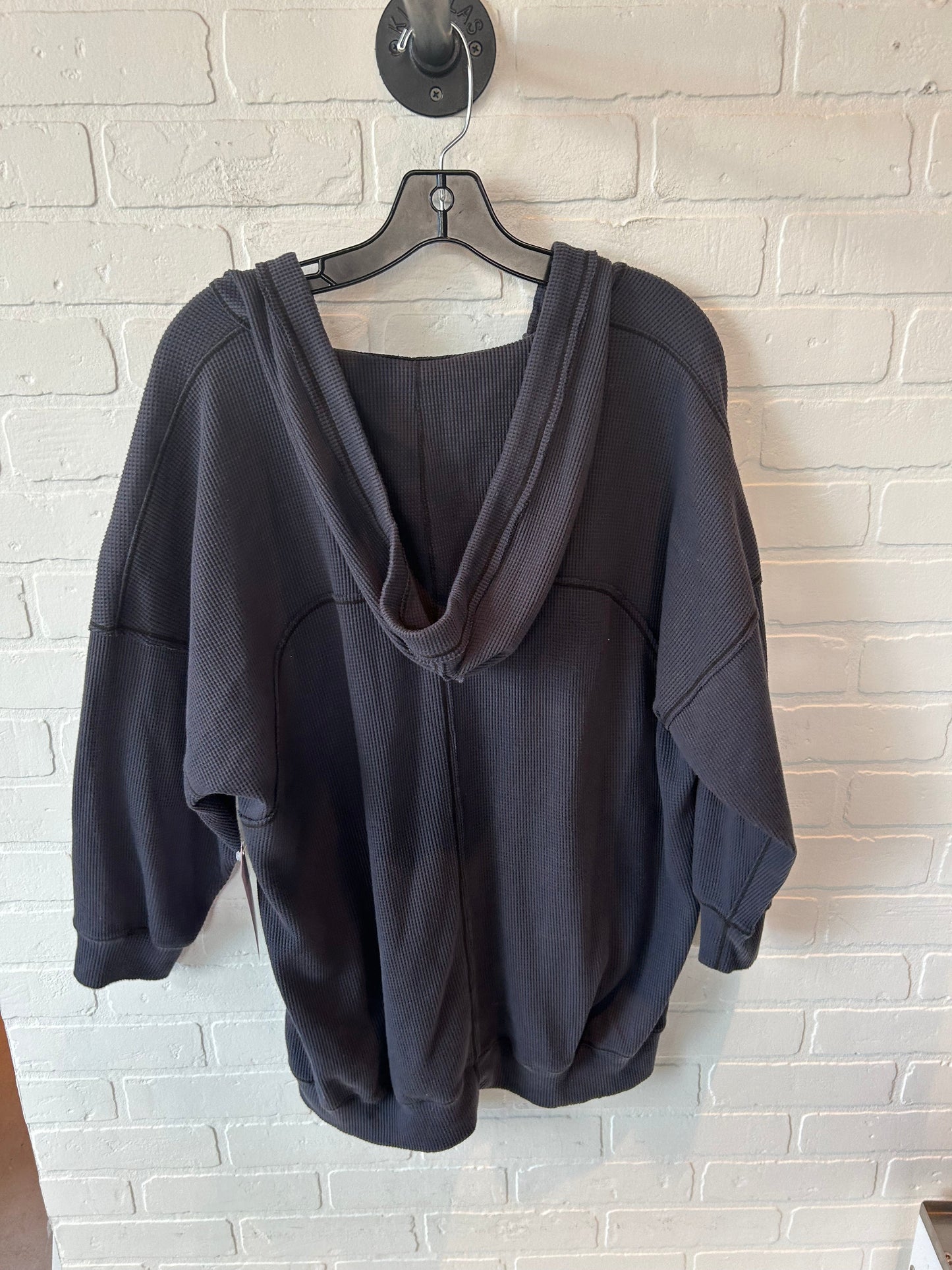 Tunic Long Sleeve By Free People In Grey, Size: Xs