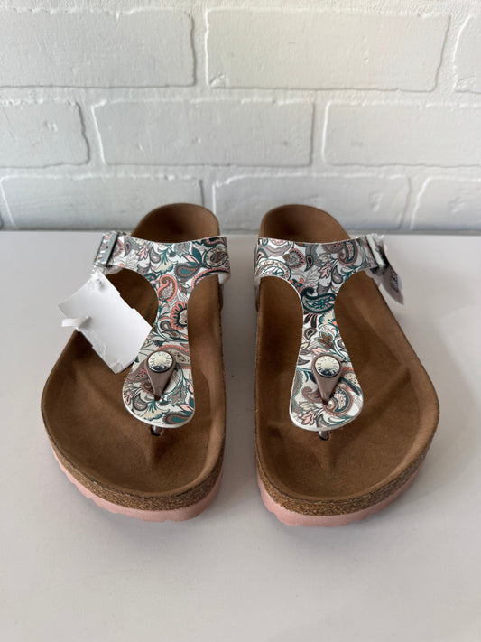 Sandals Flats By Birkenstock In Floral Print, Size: 7