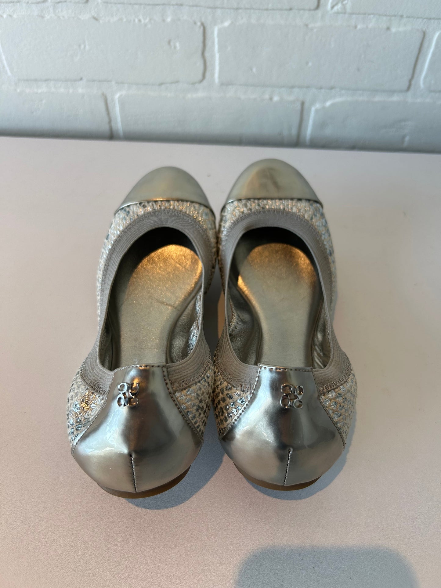 Shoes Designer By Coach In Silver, Size: 7