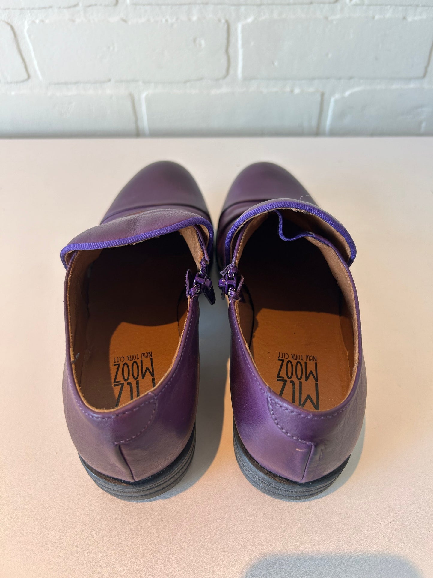 Shoes Flats By Miz Mooz In Purple, Size: 6.5