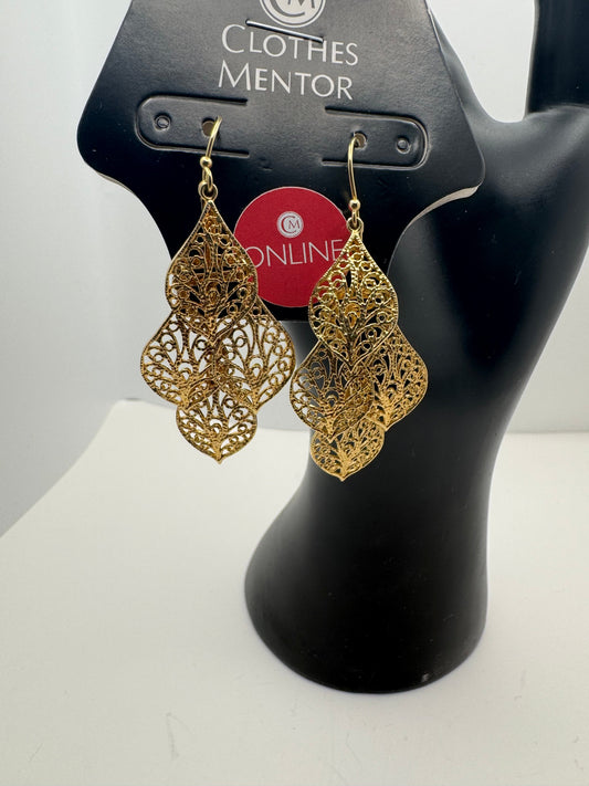 Earrings Dangle/drop By Clothes Mentor