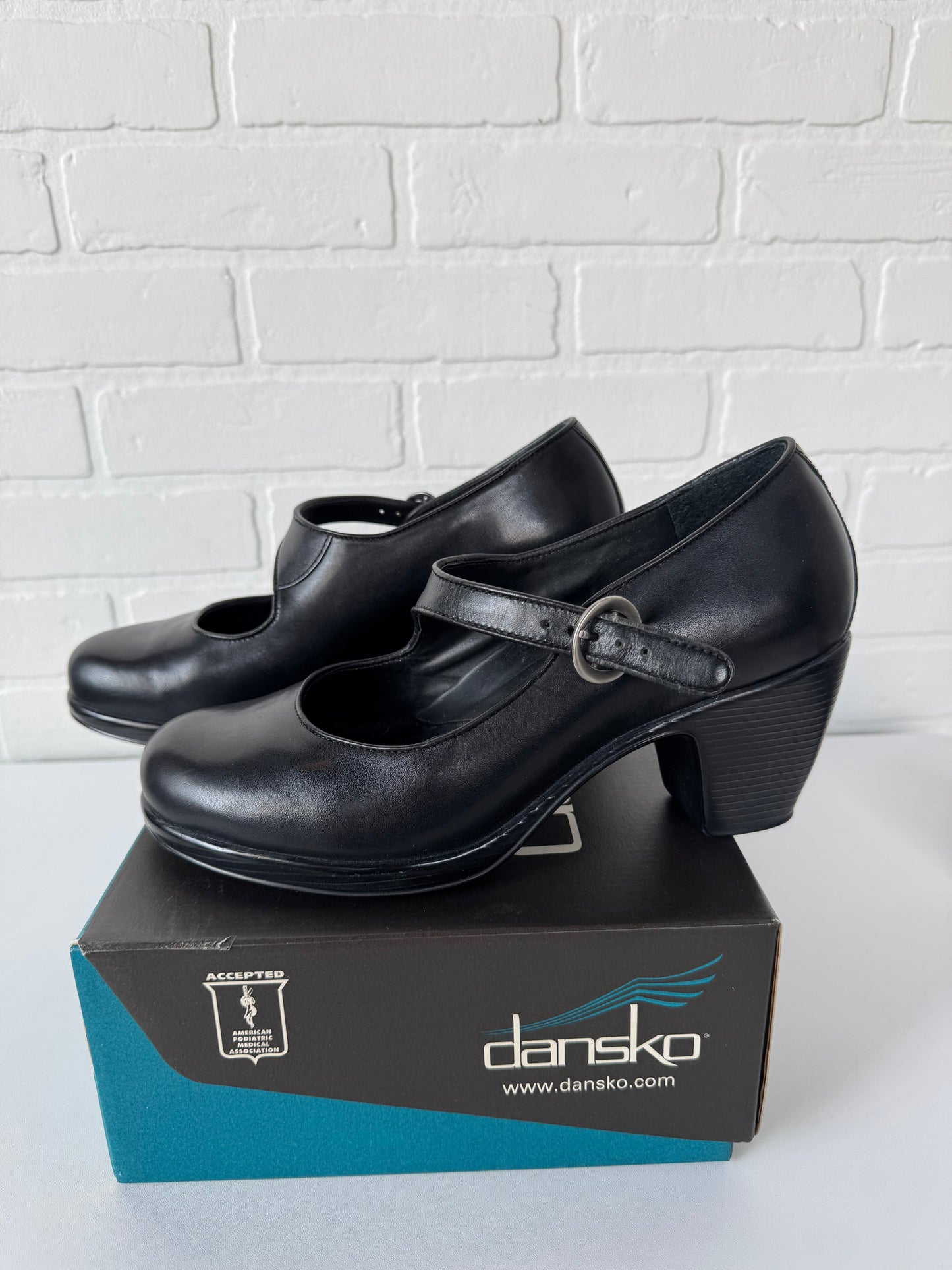 Shoes Heels Block By Dansko In Black, Size: 8.5