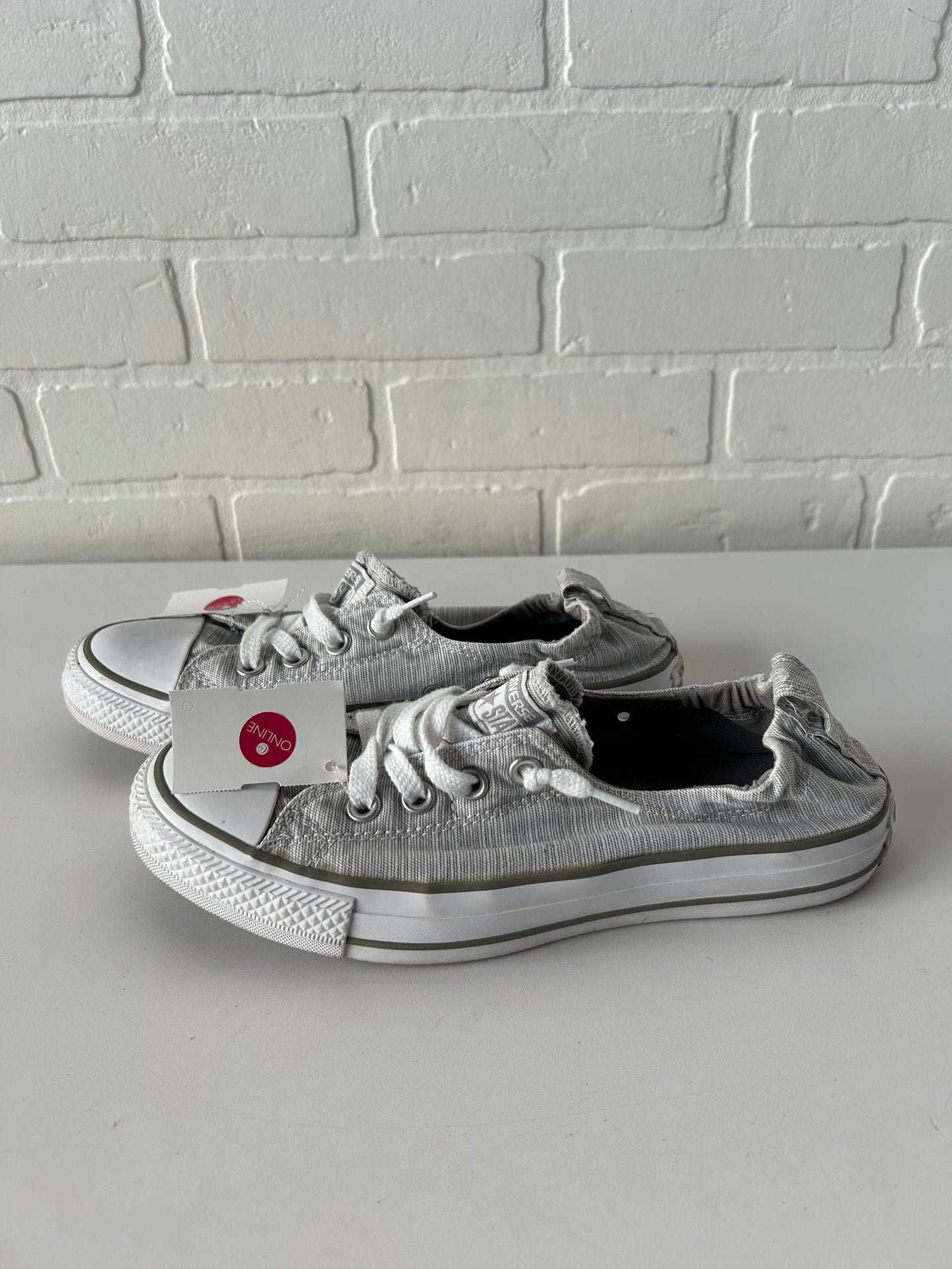 Shoes Sneakers By Converse In Grey, Size: 8