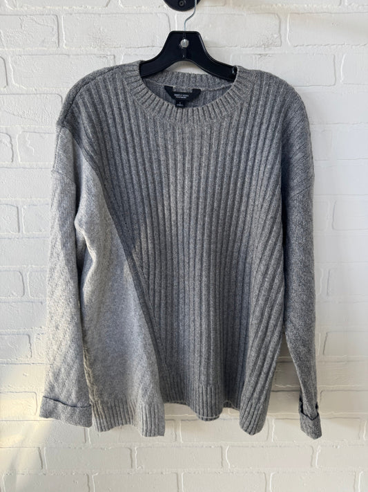 Sweater By Simply Vera In Grey, Size: L