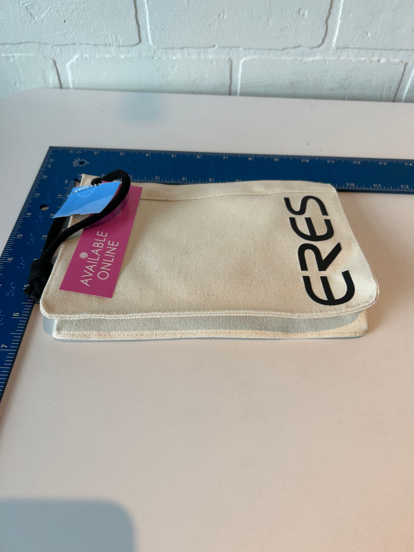 Makeup Bag By ERES, Size: Medium