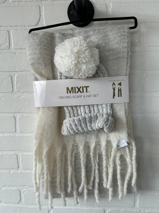 Scarf Winter By Mix It In Cream & Silver