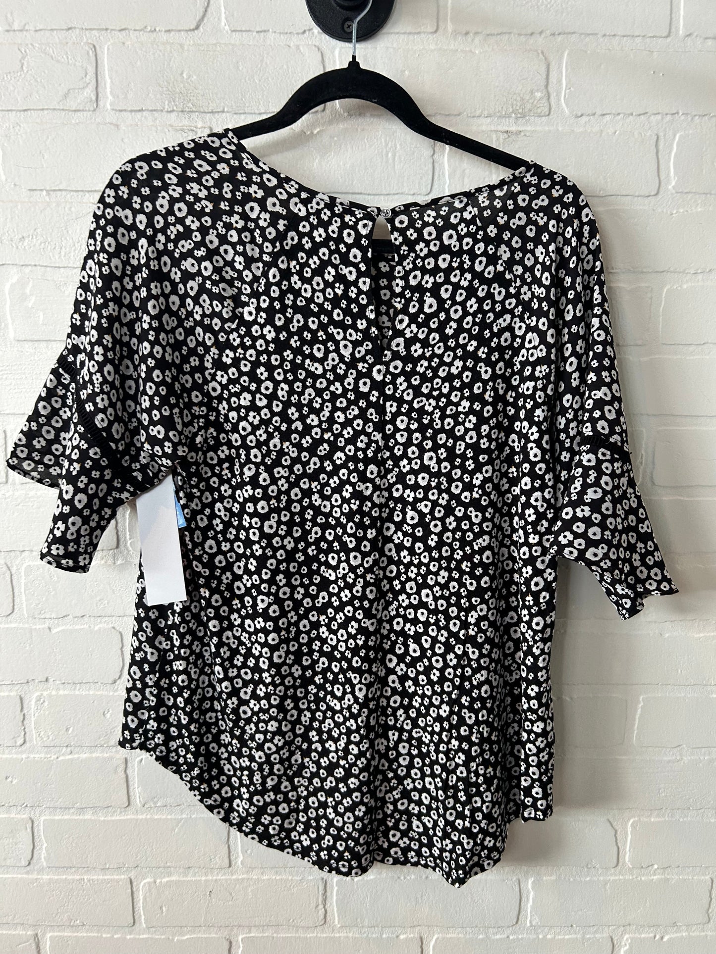 Top Short Sleeve By Loft In Black & White, Size: M