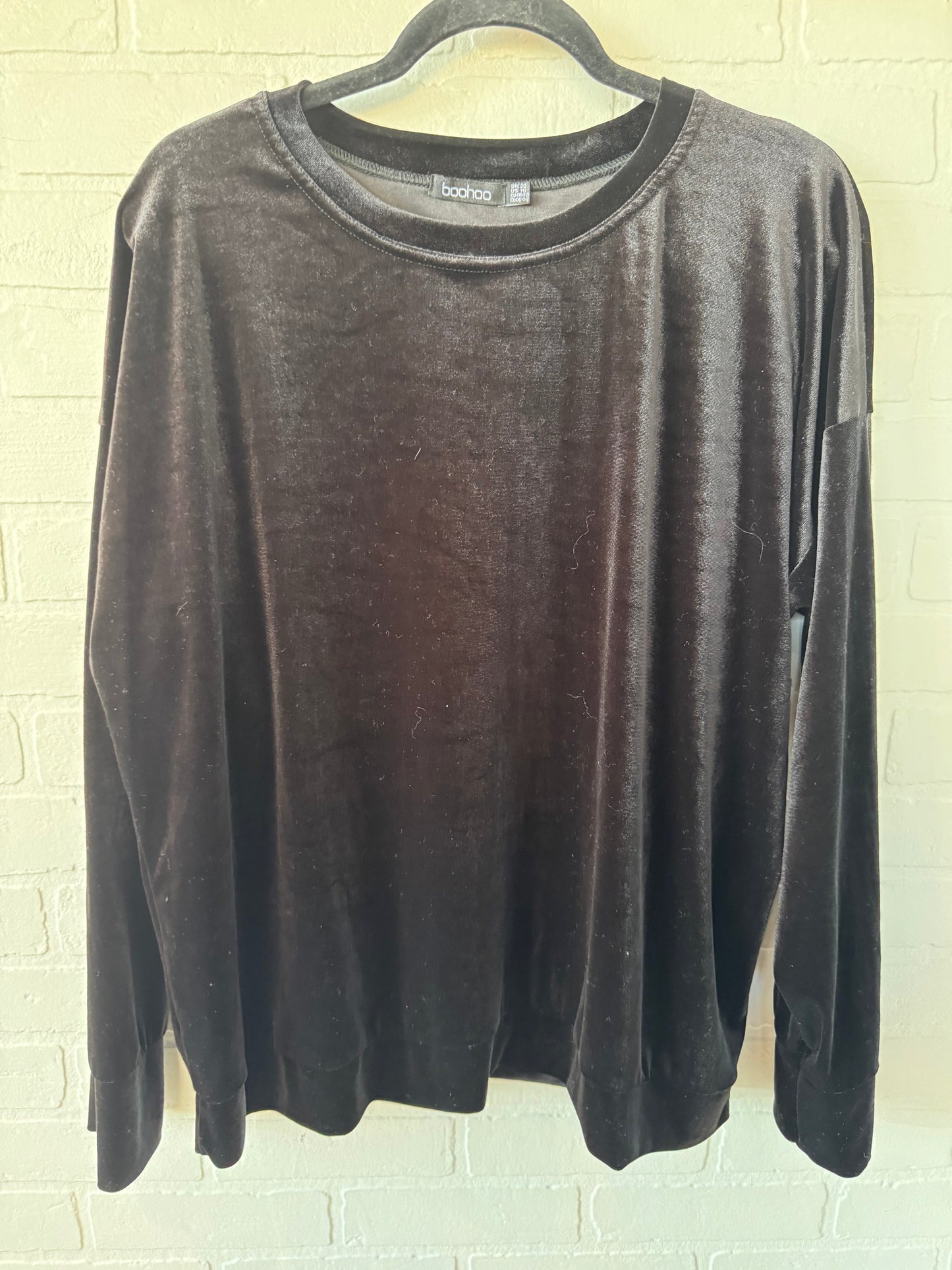 Top Long Sleeve By Boohoo Boutique In Black, Size: Xl