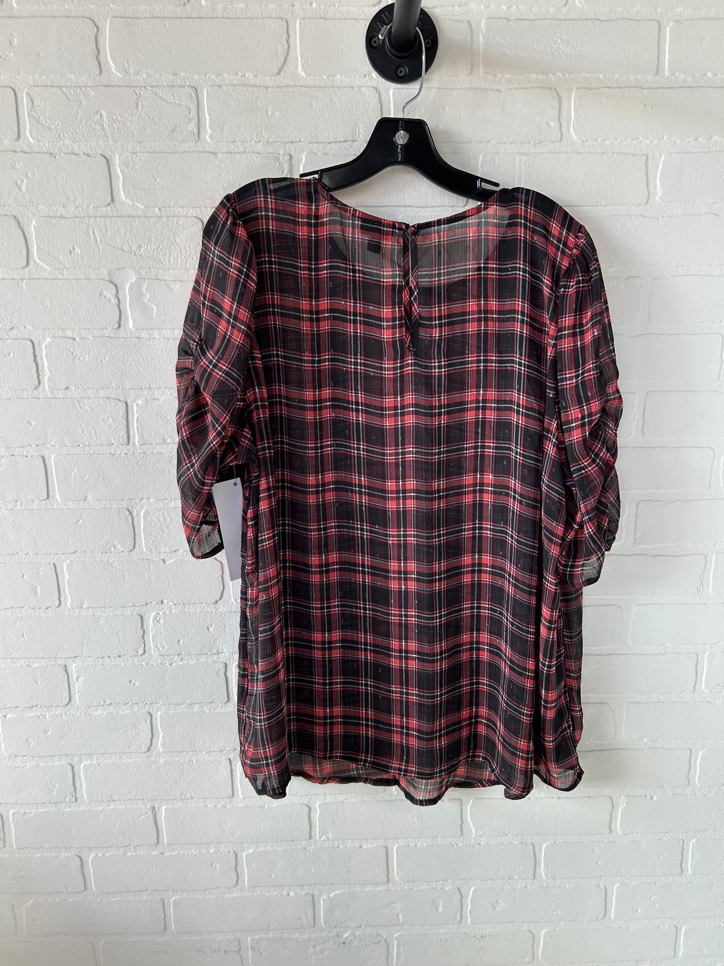 Top 3/4 Sleeve By Torrid In Black & Red, Size: 2x