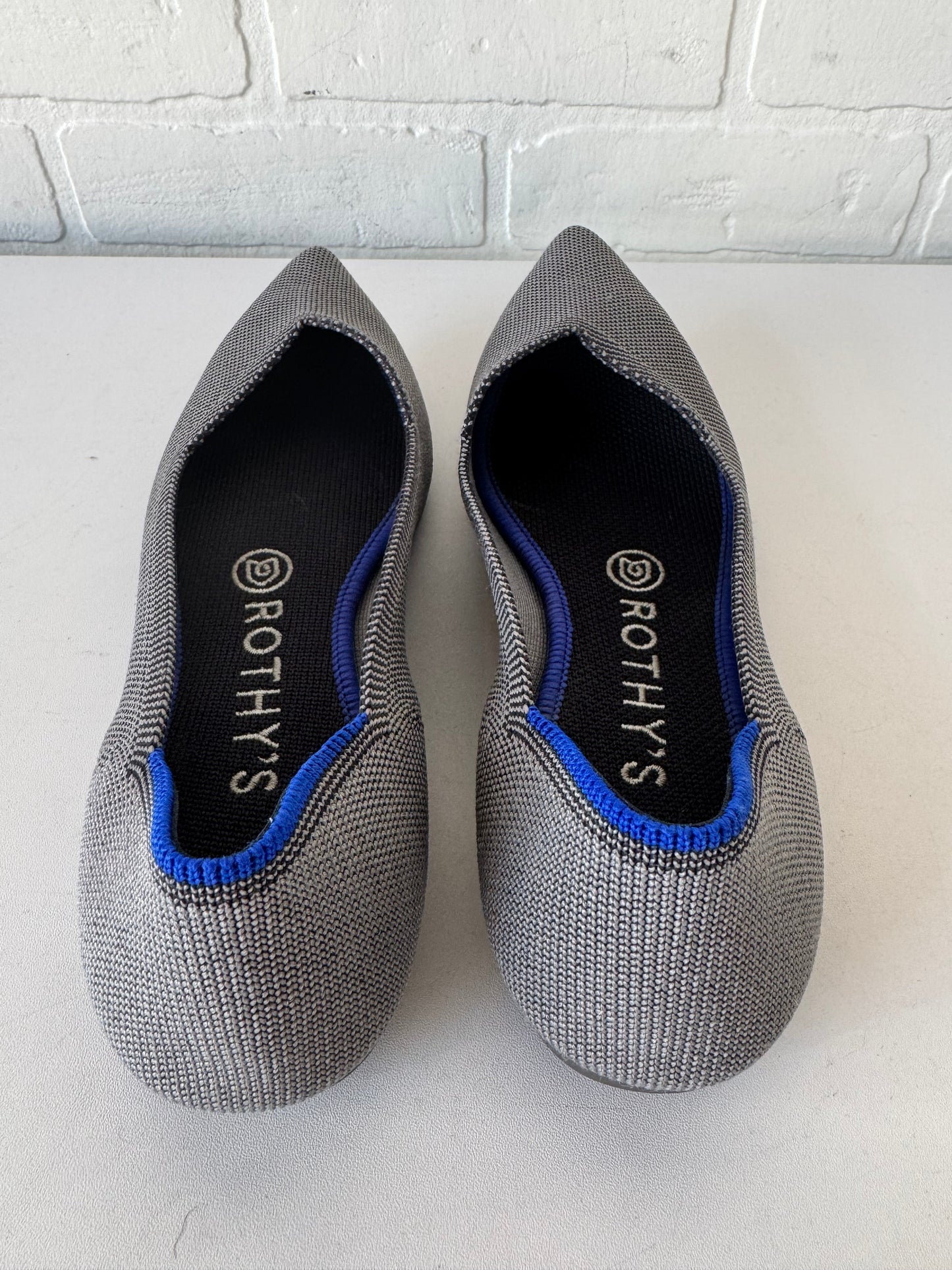 Shoes Flats By Rothys In Grey, Size: 7.5