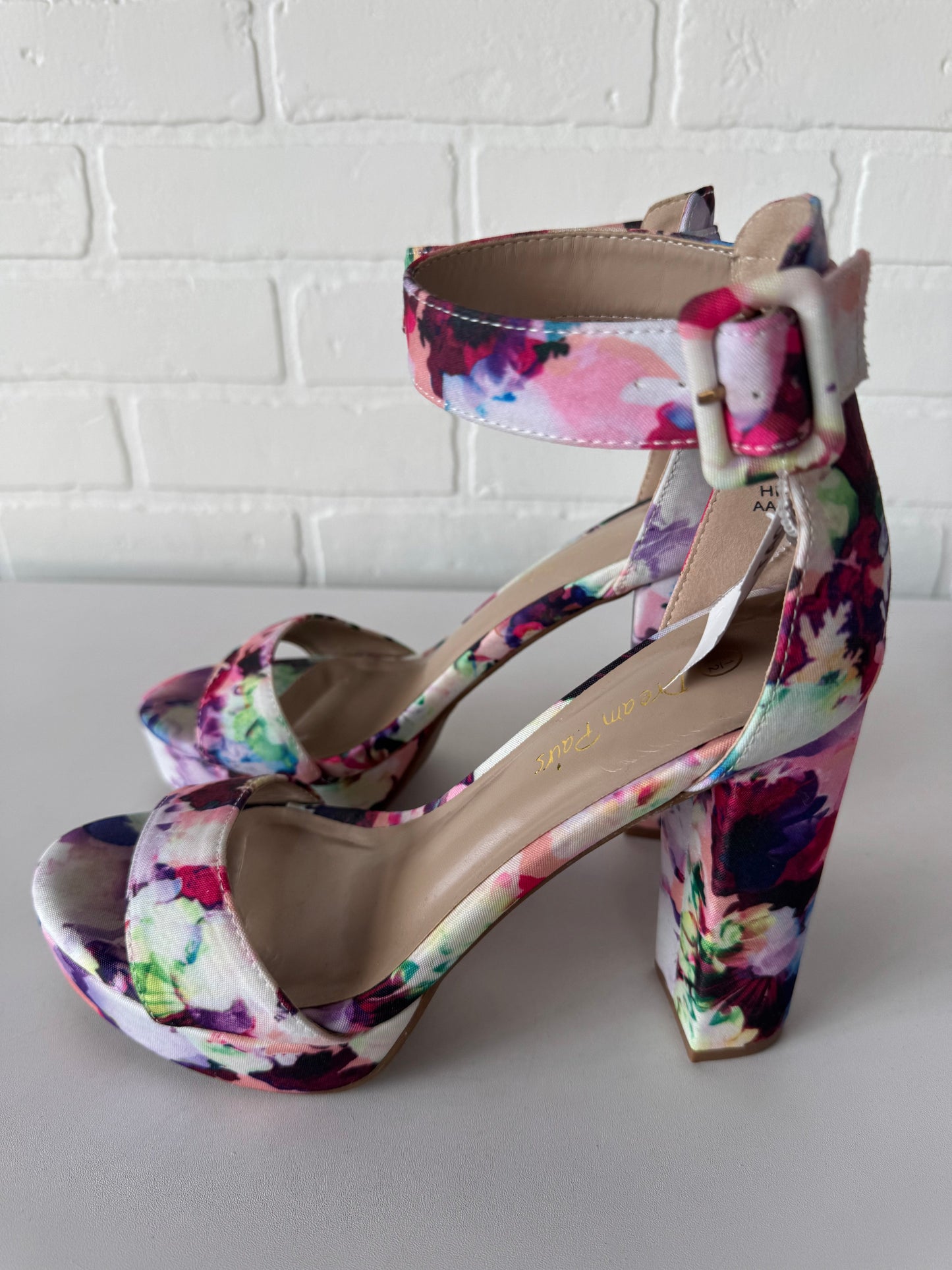 Sandals Heels Block By Dream Pairs In Floral Print, Size: 7.5