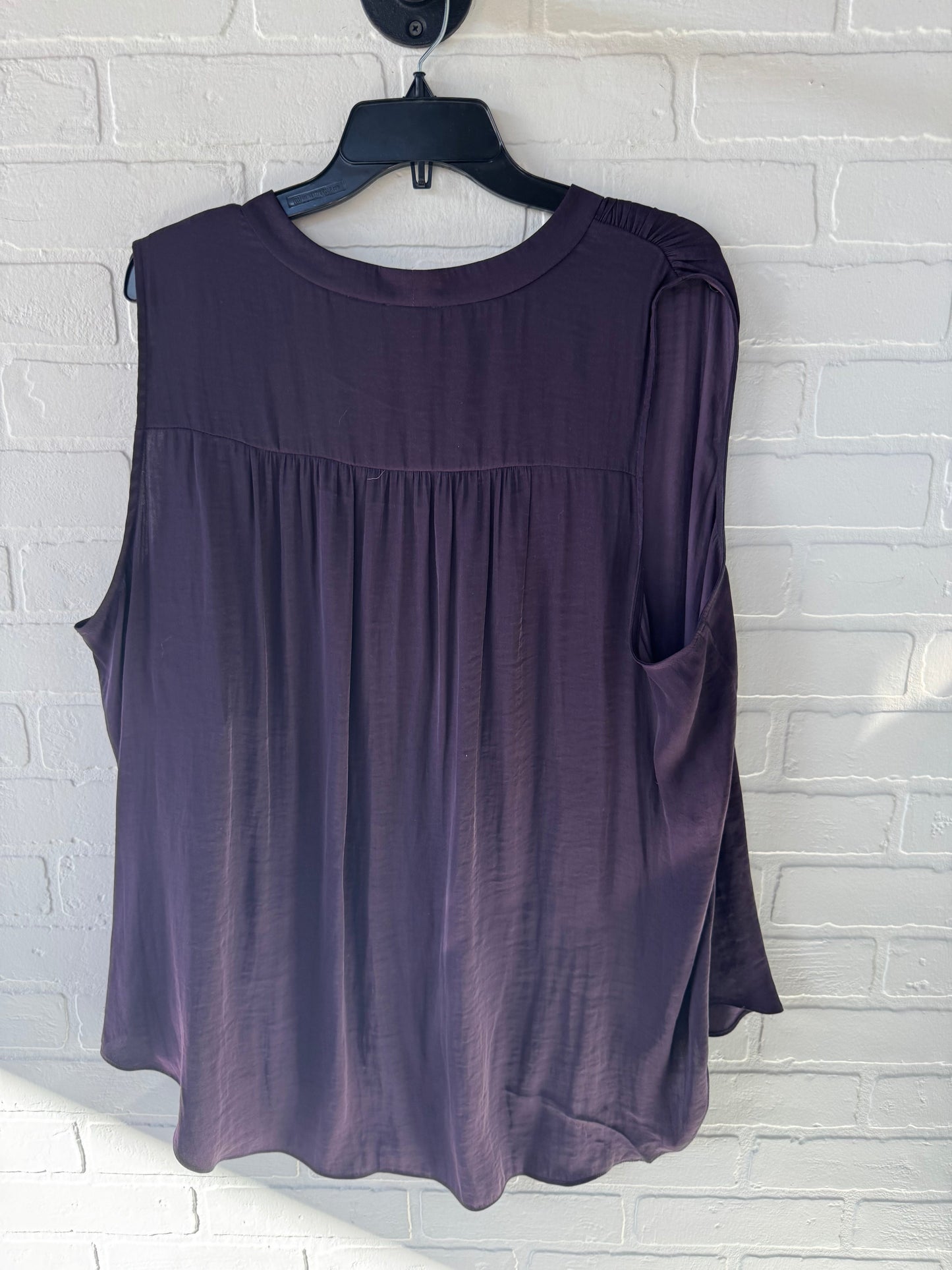 Top Sleeveless By Vince Camuto In Purple, Size: 3x