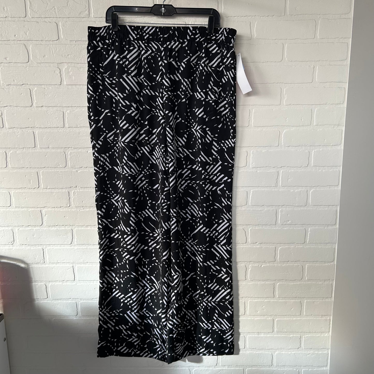 Pants Dress By Worthington In Black & White, Size: 12