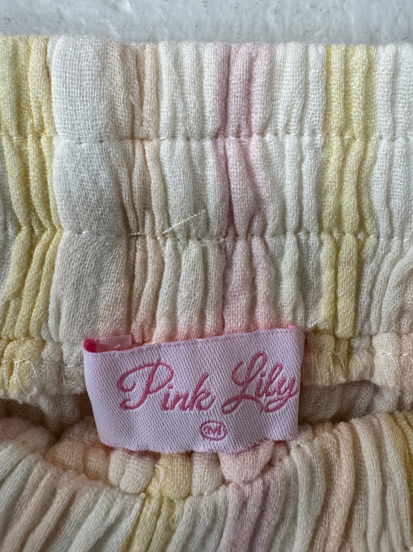 Shorts By Pink Lily In Pink & Yellow, Size:6