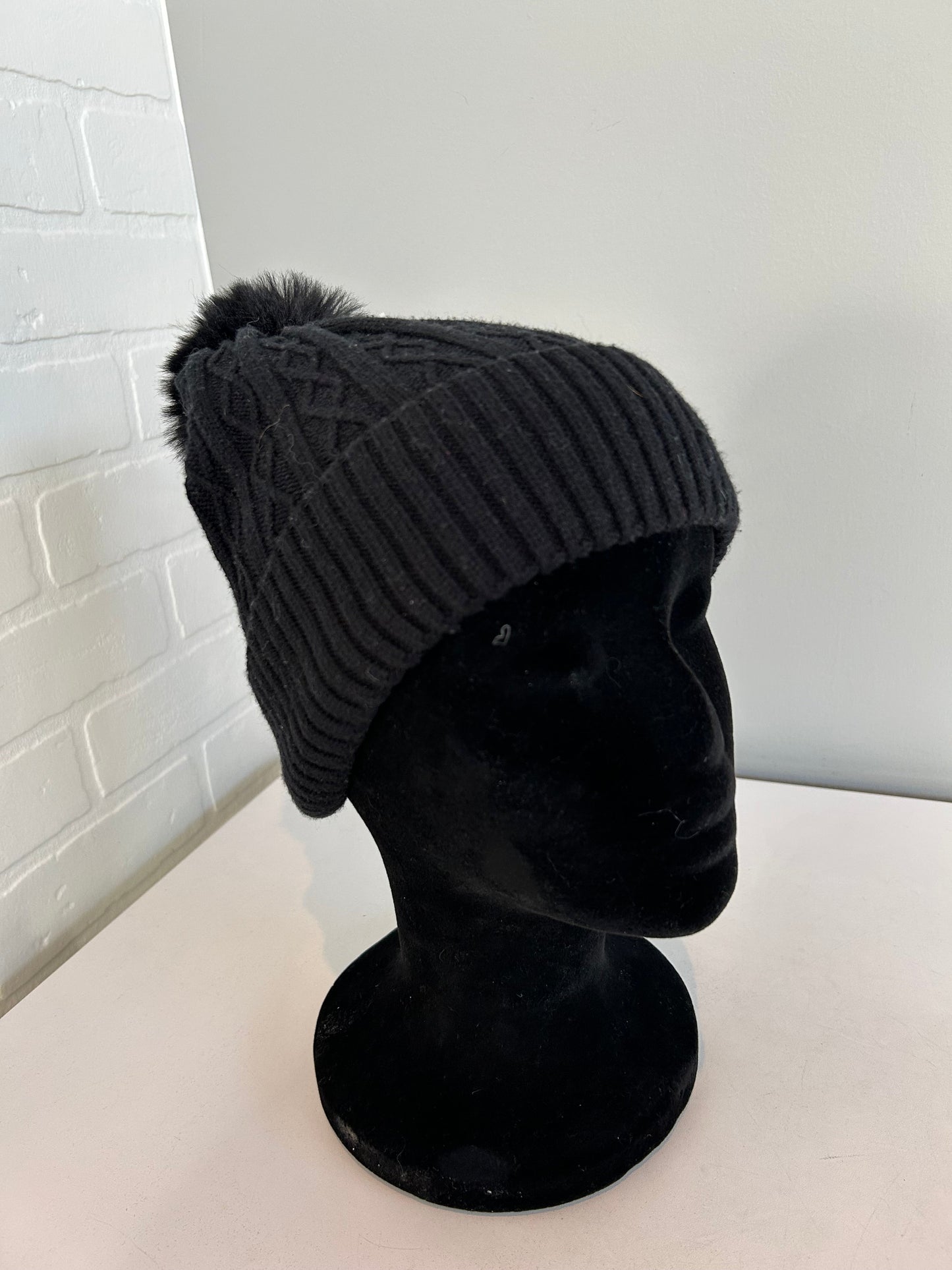 Hat Beanie By Vince Camuto