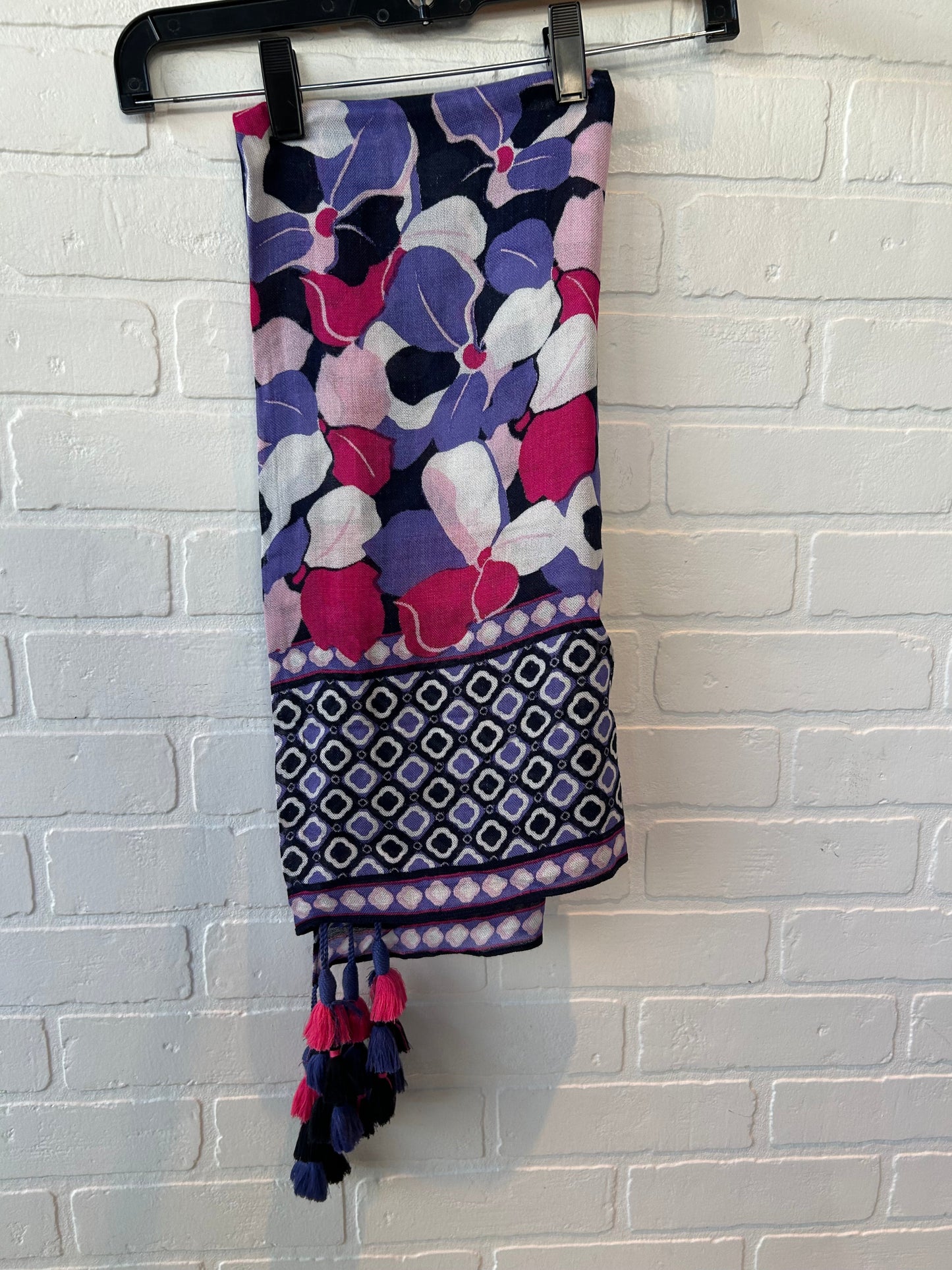 Scarf Long By Crown And Ivy