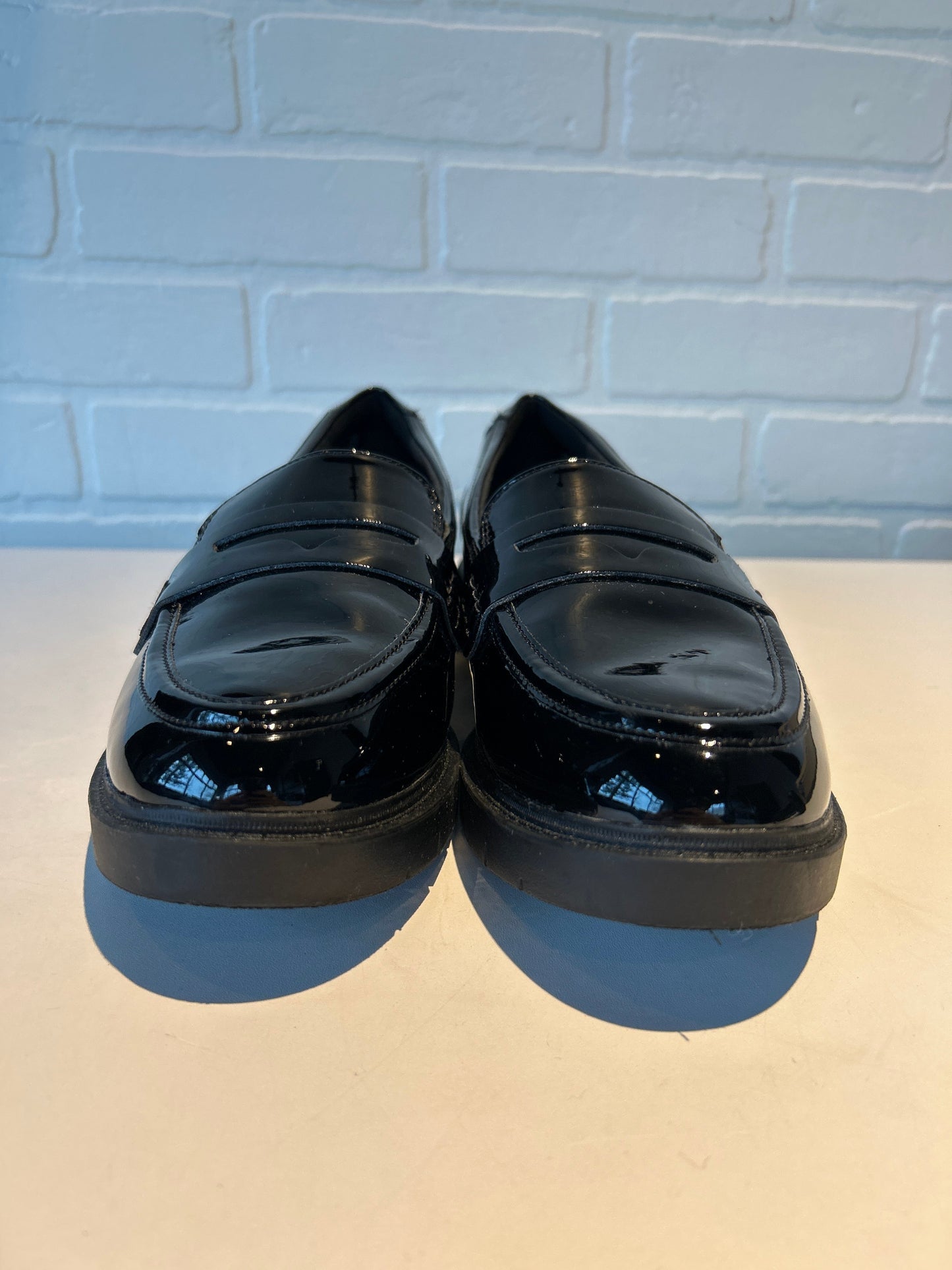 Shoes Flats By Clarks In Black, Size: 9.5