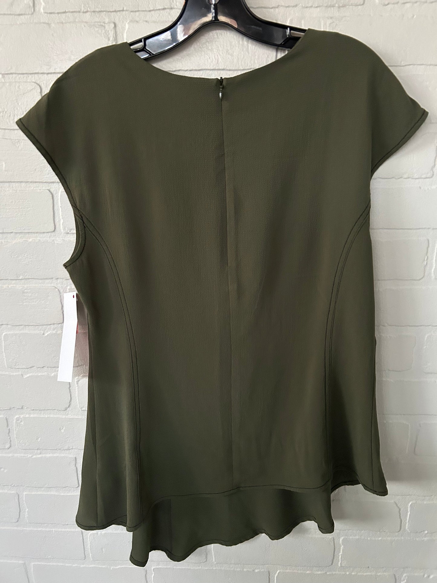 Top Short Sleeve By Worthington In Green, Size: M