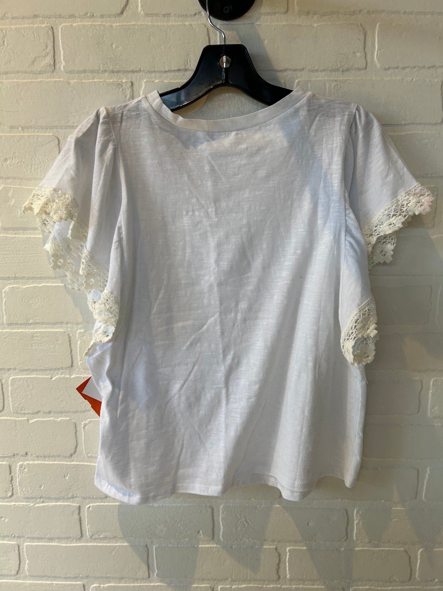 Top Short Sleeve By Haute Monde In White, Size: S