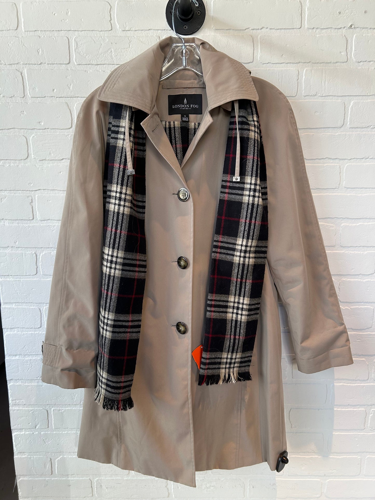 Coat Trench Coat By London Fog In Tan, Size: S