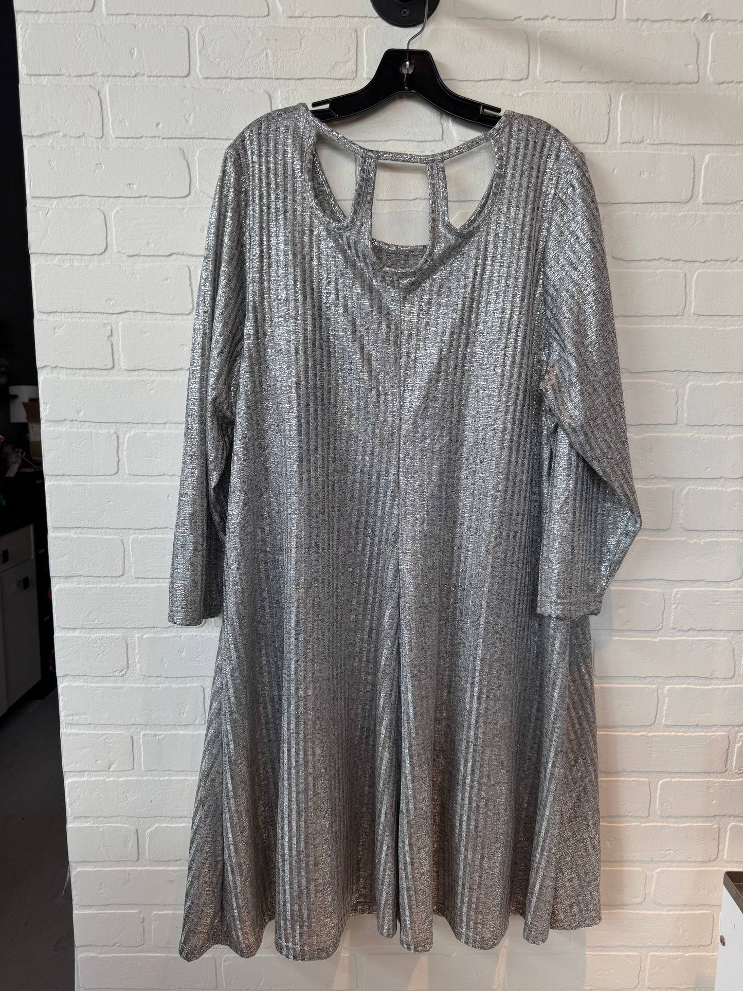 Dress Party Midi By Torrid In Silver, Size: 3x