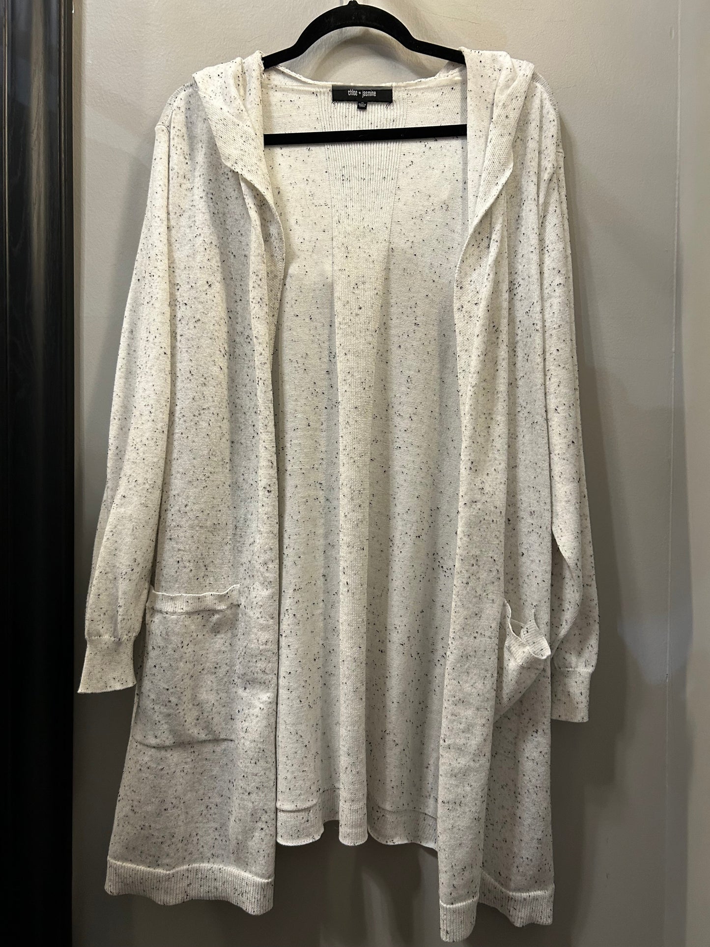 Sweater Cardigan By CHLOE + JASMINE In Black & White, Size: 1x